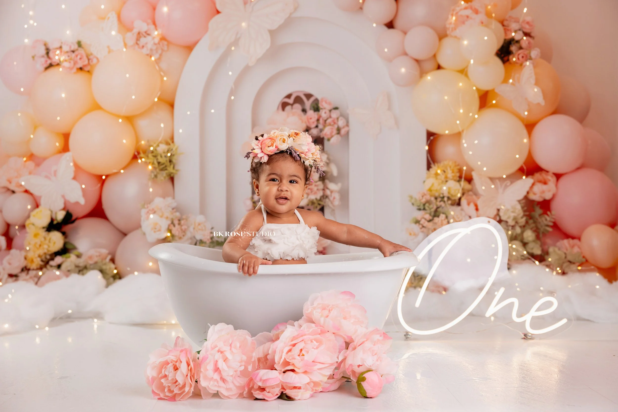 cake-smash-photographer-near-me-libertyville-illinois-12.jpg