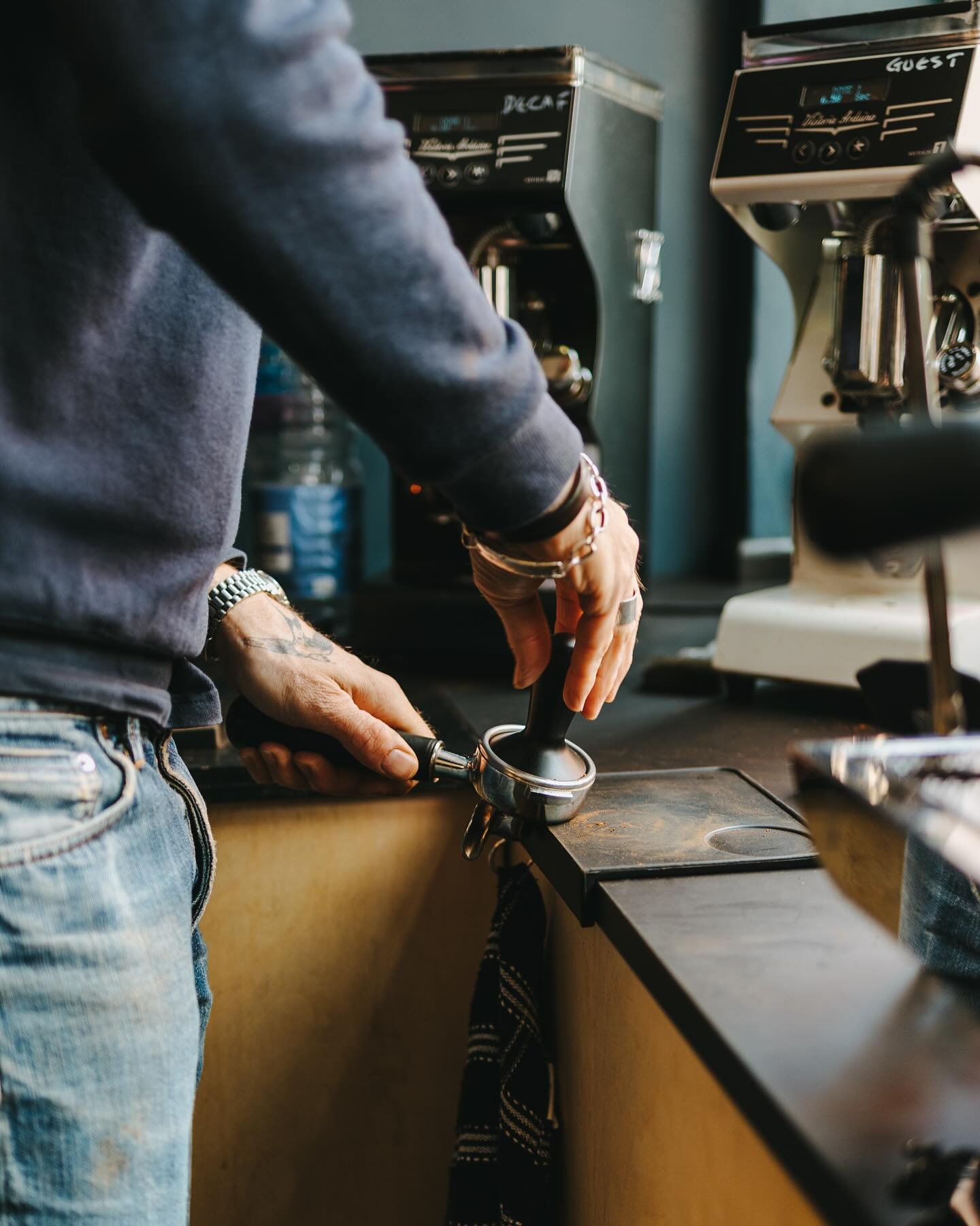 It&rsquo;s about time I dusted off my favourite form of photography: moody coffee shots. Popped into @buffalocoffeebrewers to give it a good go and it was so nice to be surrounded by the smell of coffee again. Stop by if you&rsquo;re a fan of filter 