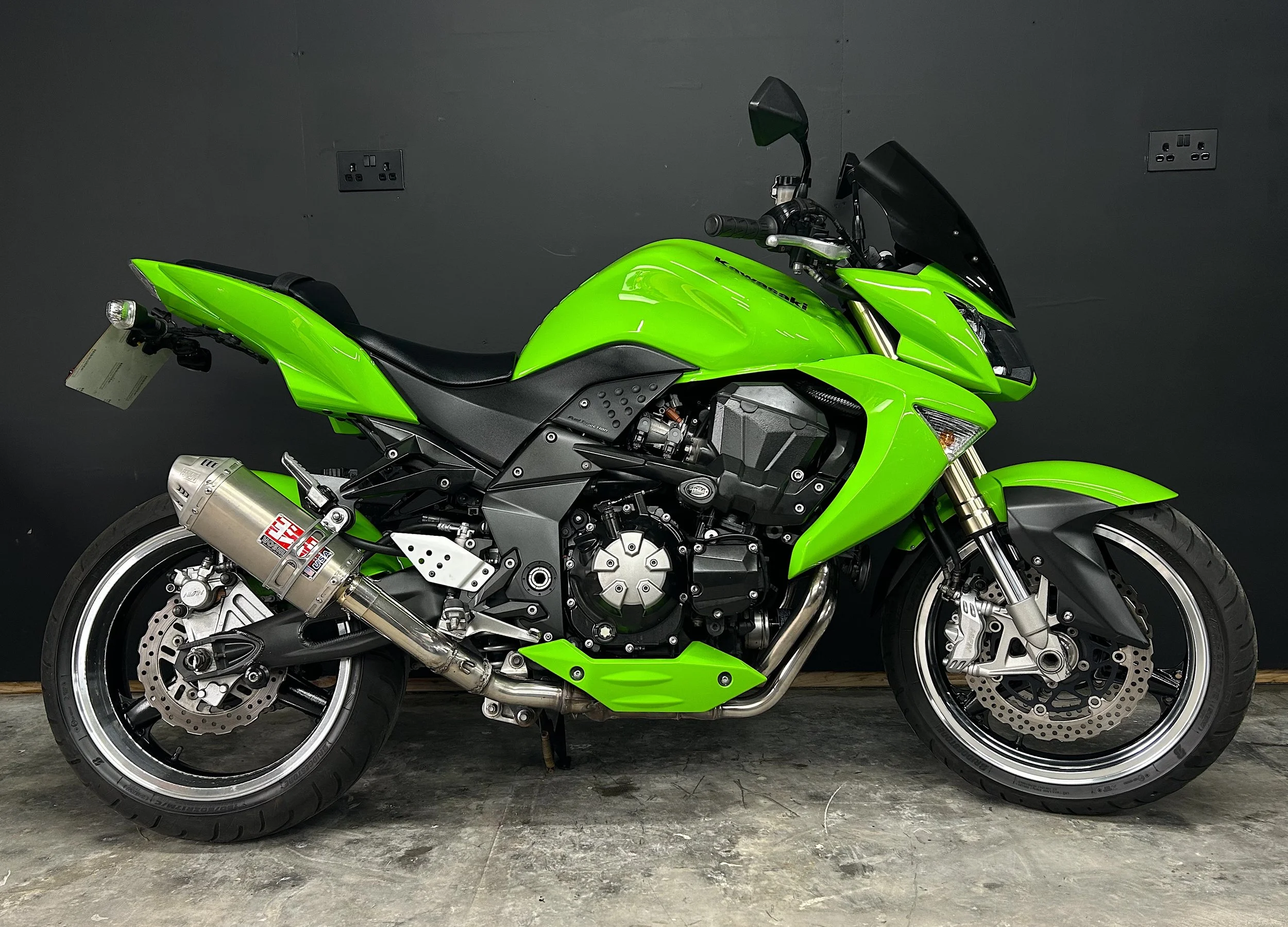 KAWASAKI Z1000