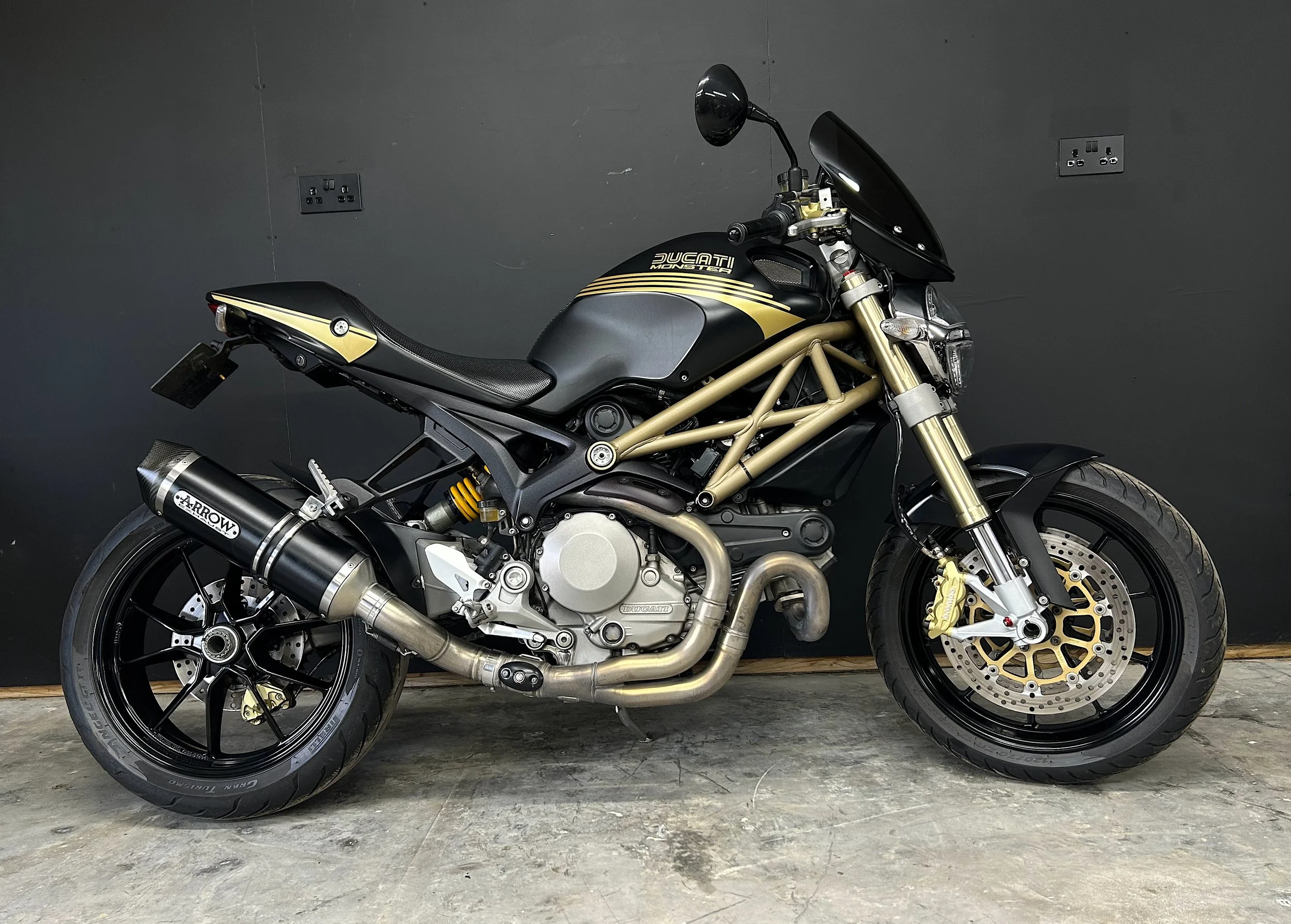 TEMPLATE (BIKE NAME) (Copy)