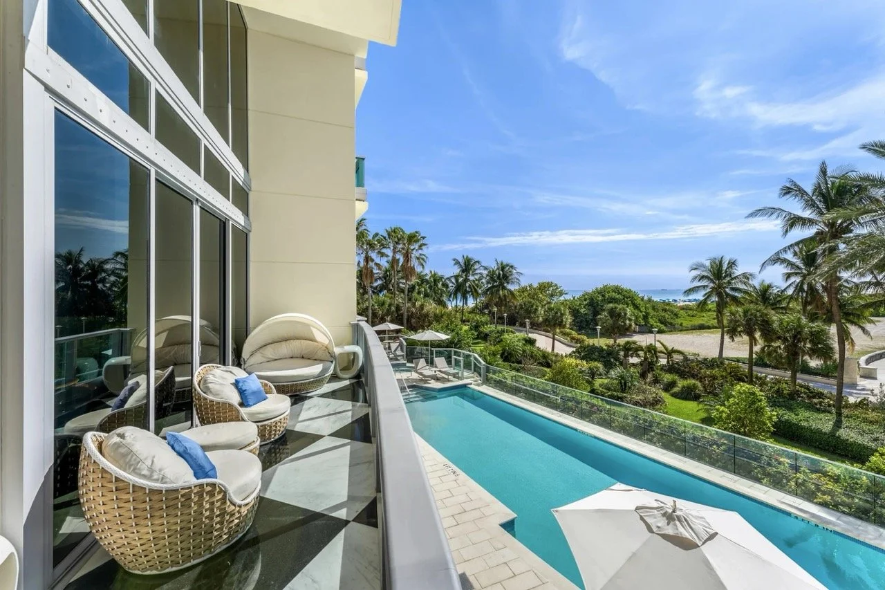 MiamiBeachHouse1-3.jpeg