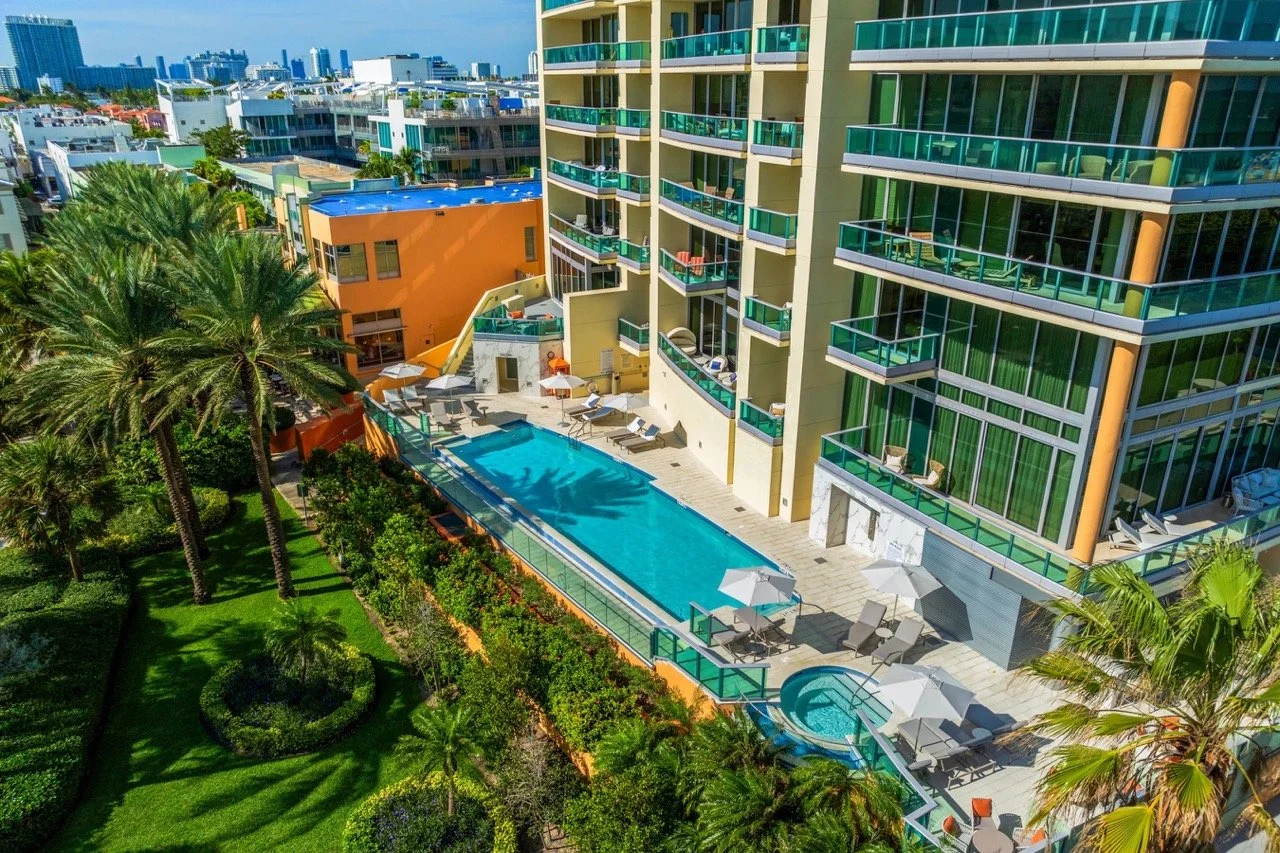 MiamiBeachHouse1-19.jpeg