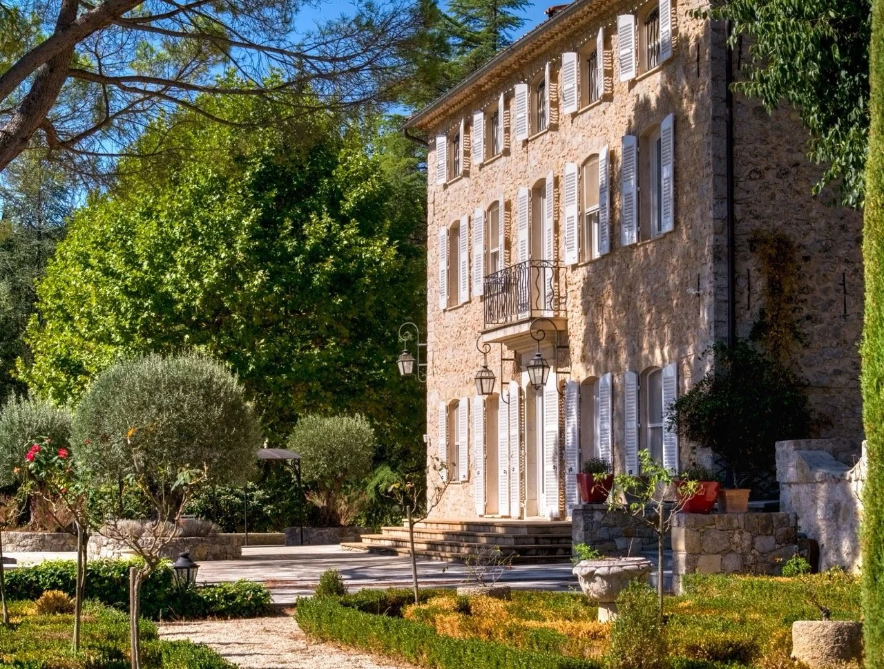 Chateau_de_Tournon_4.jpeg