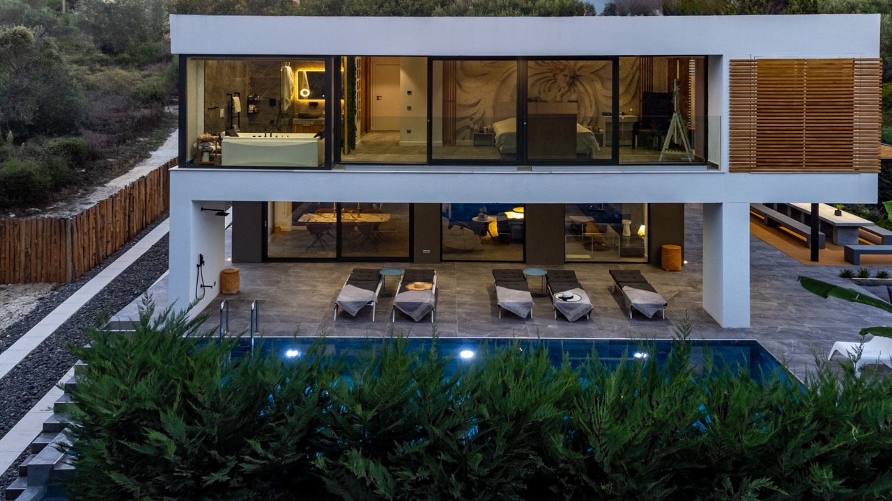 Groß (03_Potamos__Corfu_Island__Greece__49100_-_Luxury_Real_Estate_-_Concierge_Auctions).jpeg