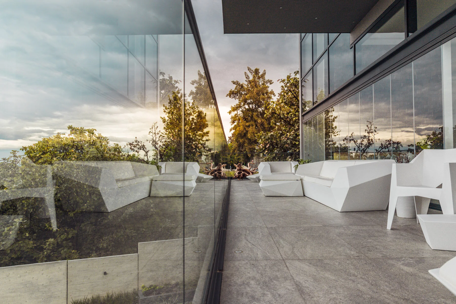 vondom sm.jpg