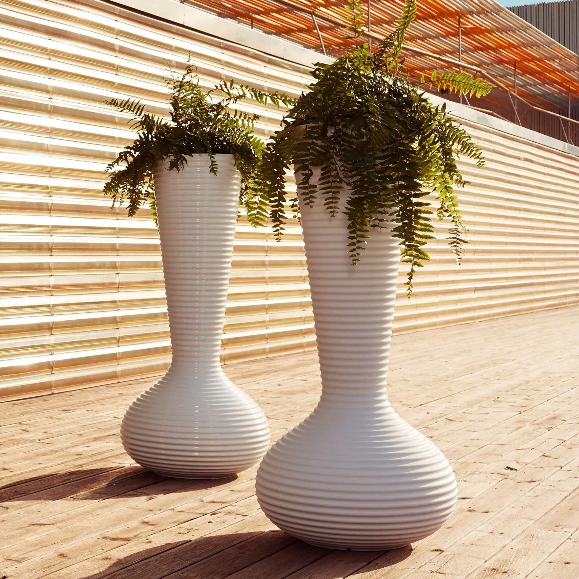 BLOOM planter