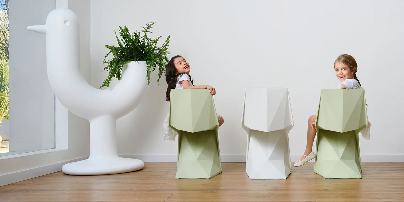 VOXEL kids chair
