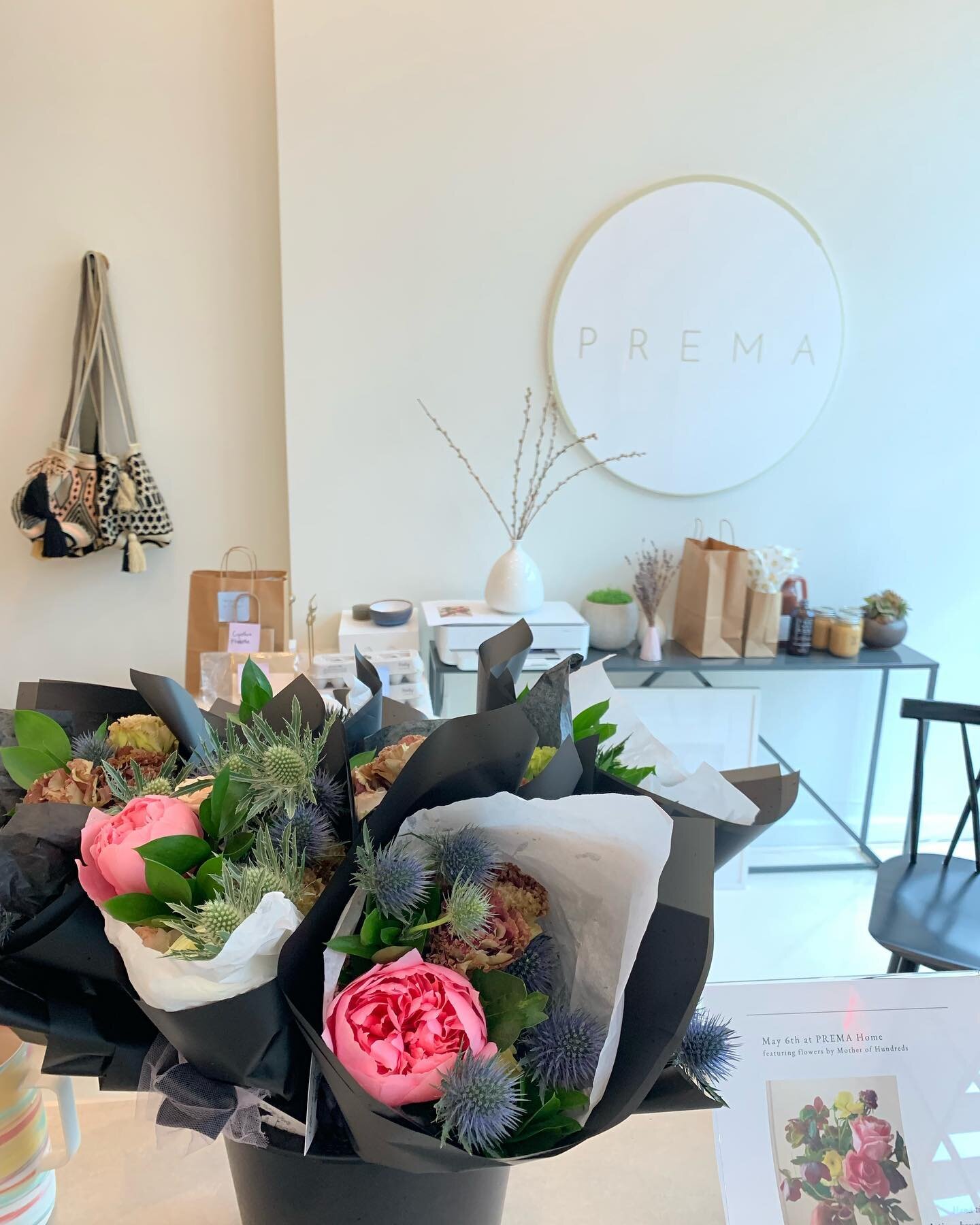 Bouquets for an easy pick up at @prema_home now until Sunday, May 8th. Limited quantities available so move fast! 

976 Fulton Street 

Closes at 7pm today
Saturday: 8am-5pm
Sunday: 8am-7pm 

🖤🖤🖤