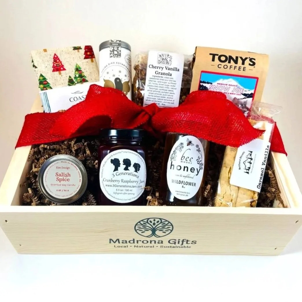 Christmas Brunch gift basket with a red bow