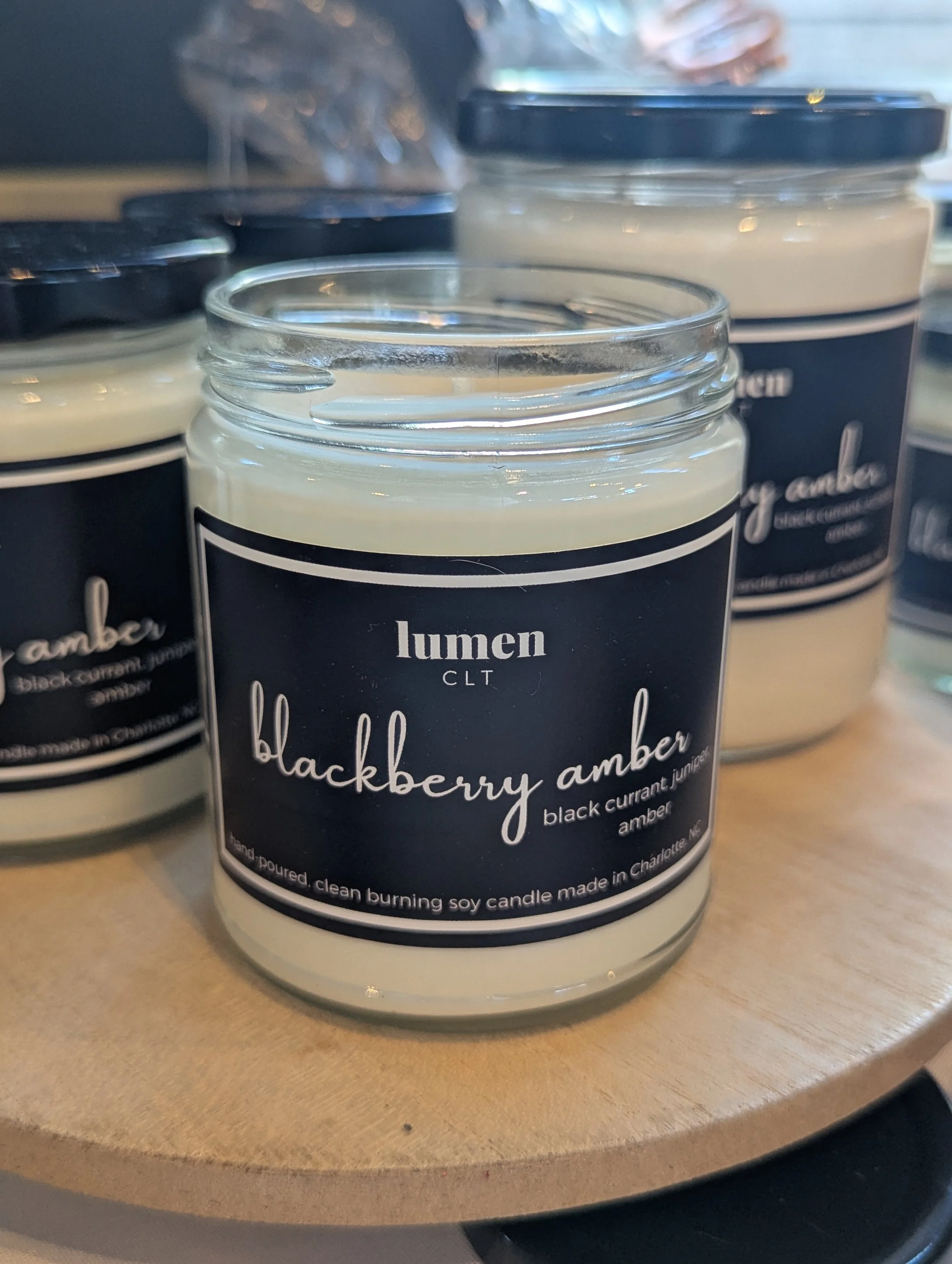 lumenCLT soy candles blackberry amber (2).jpg