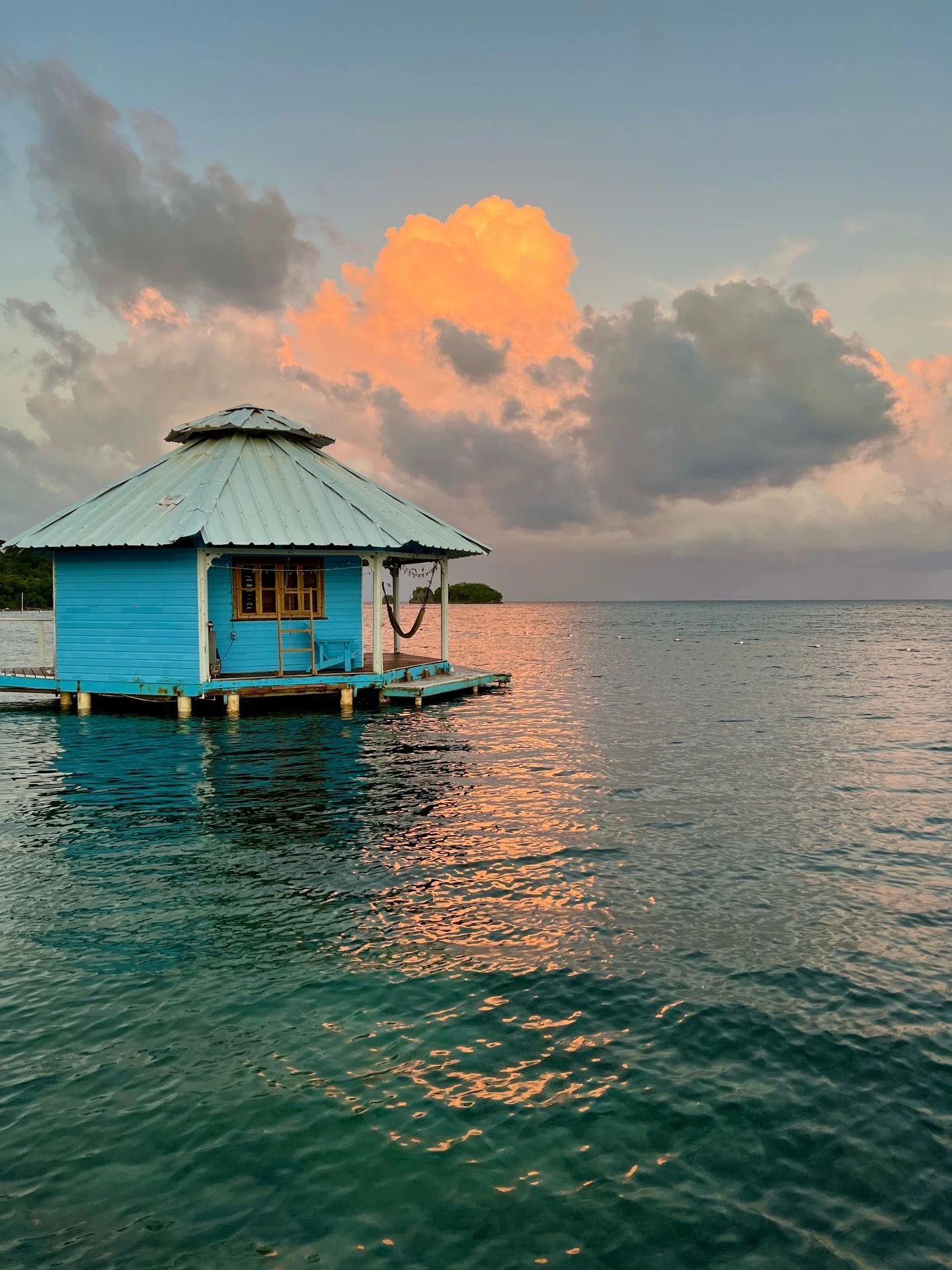 &ldquo;The sea, once it casts its spell, holds one in its net of wonder forever.&rdquo; - Jacques Cousteau
Just as the ocean shapes the shore through gentle persistence, small daily practices reshape our lives. Photo - the Wellbeing Blueprint Retreat