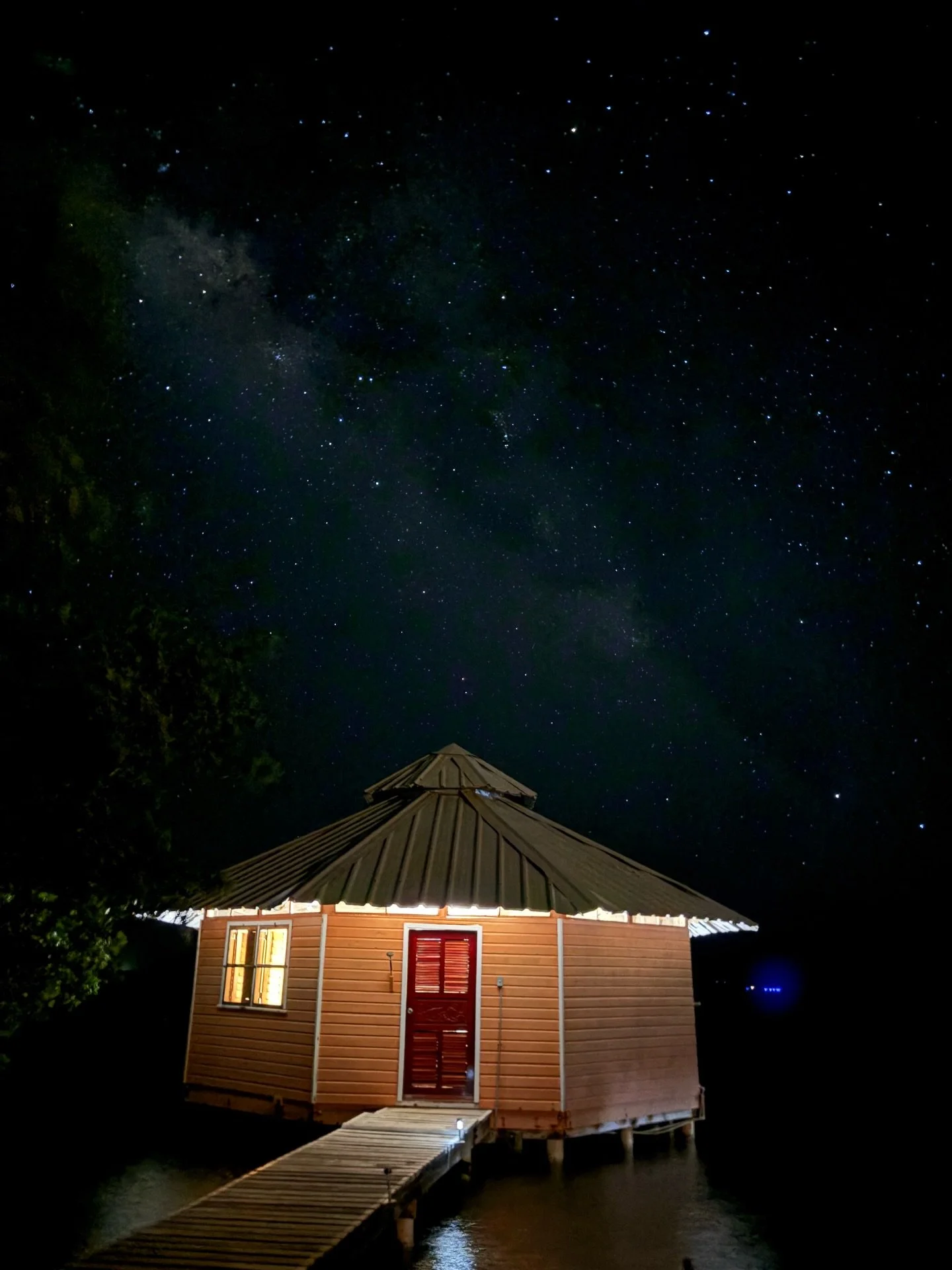 The hardest part of class is getting TO class.
I&rsquo;ve said this to my students for years. It&rsquo;s funny because it&rsquo;s true&mdash;and it&rsquo;s exactly why I designed the Wellbeing Blueprint Retreat.
When you remove the barriers, surround