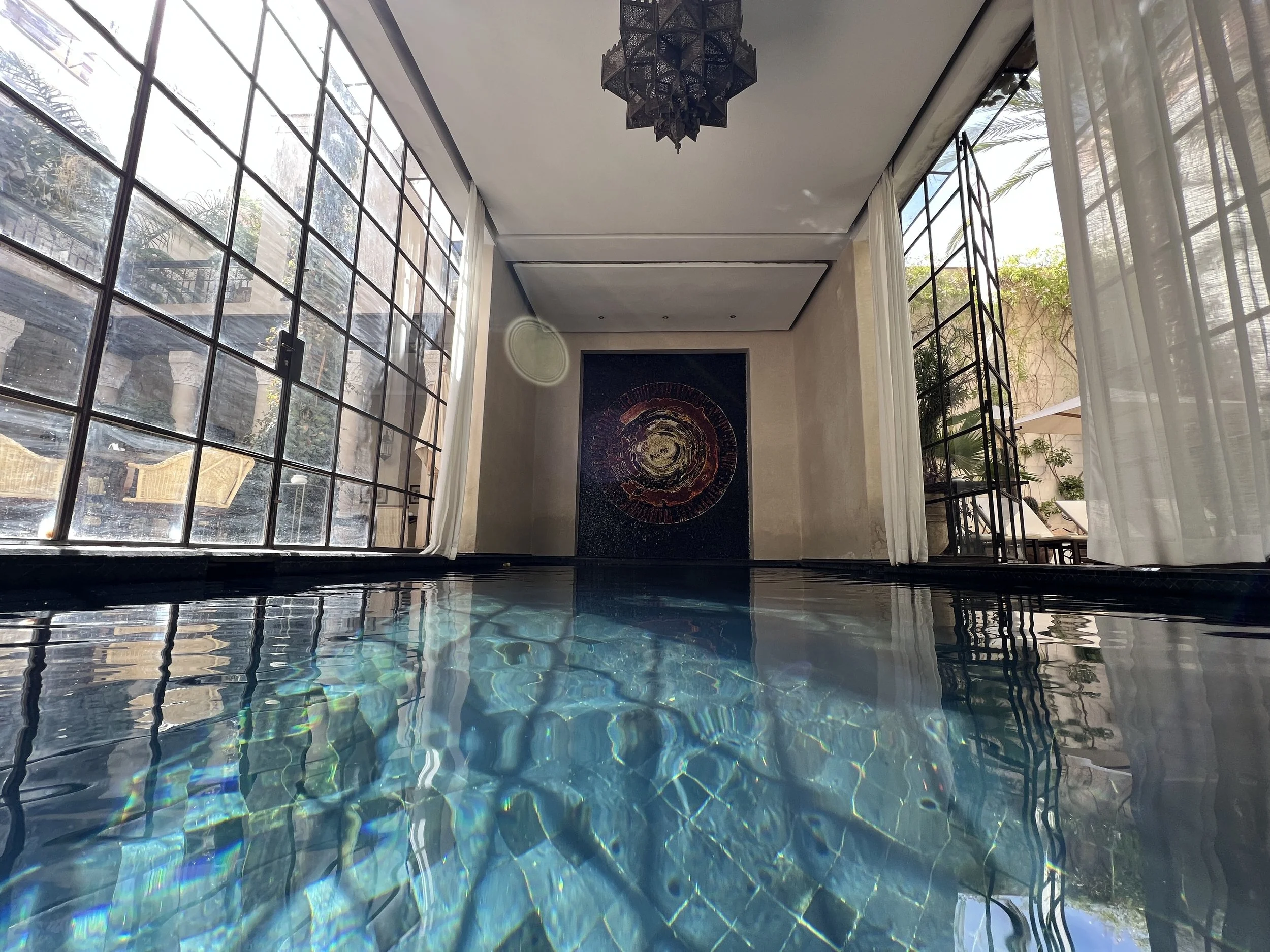 marrakech pk pool daytime.JPG