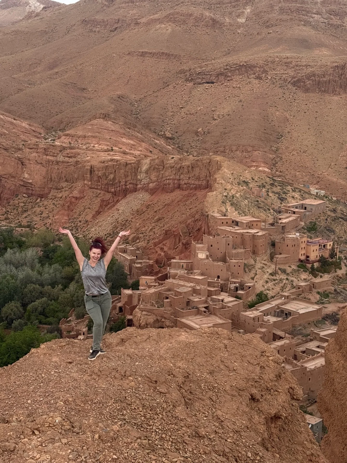 &ldquo;Stand at the edge of your dreams and fight.&rdquo; &mdash; Mahmoud Darwish
With consistency. With showing up, again and again, for the life you&rsquo;re building.

#quotes #inspirationalquotes