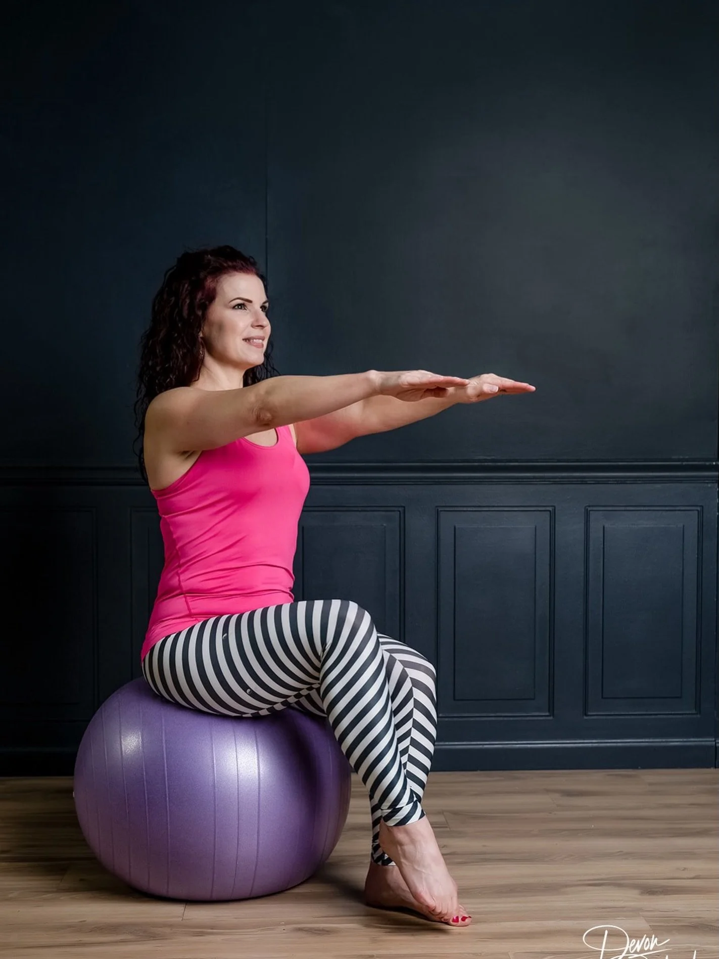 Pelvic floor health is so much more than kegels. Most people don&rsquo;t realize they have both front and back pelvic floor muscles, or that deep hip flexor strength at a full hip hinge plays a real role in bladder control. It&rsquo;s connected to ho