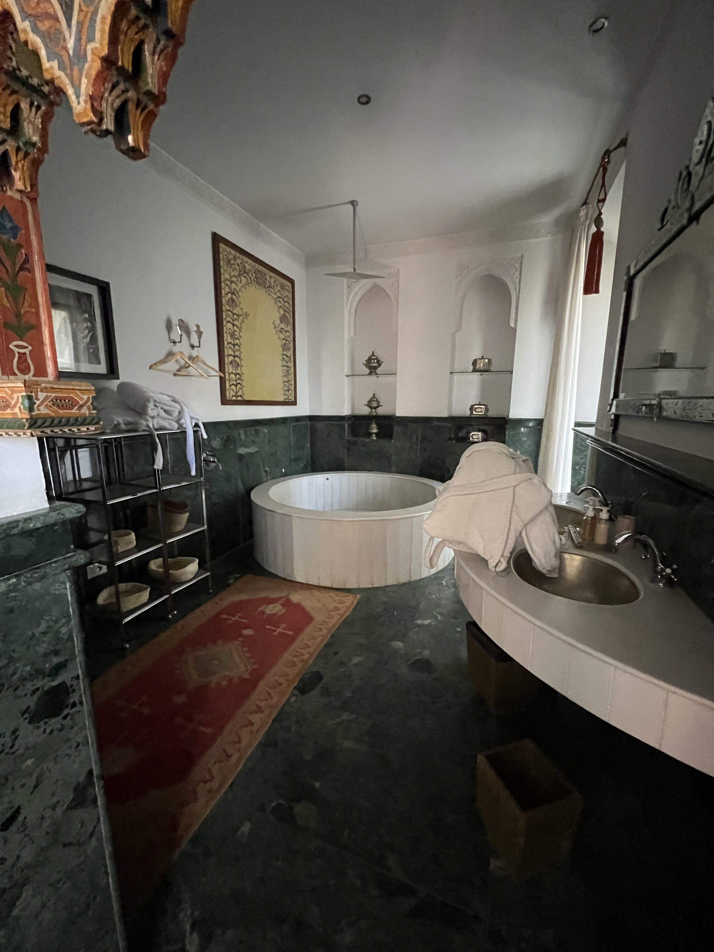 Ensuite details for yoga retreat Marrakech.JPG (Copy)