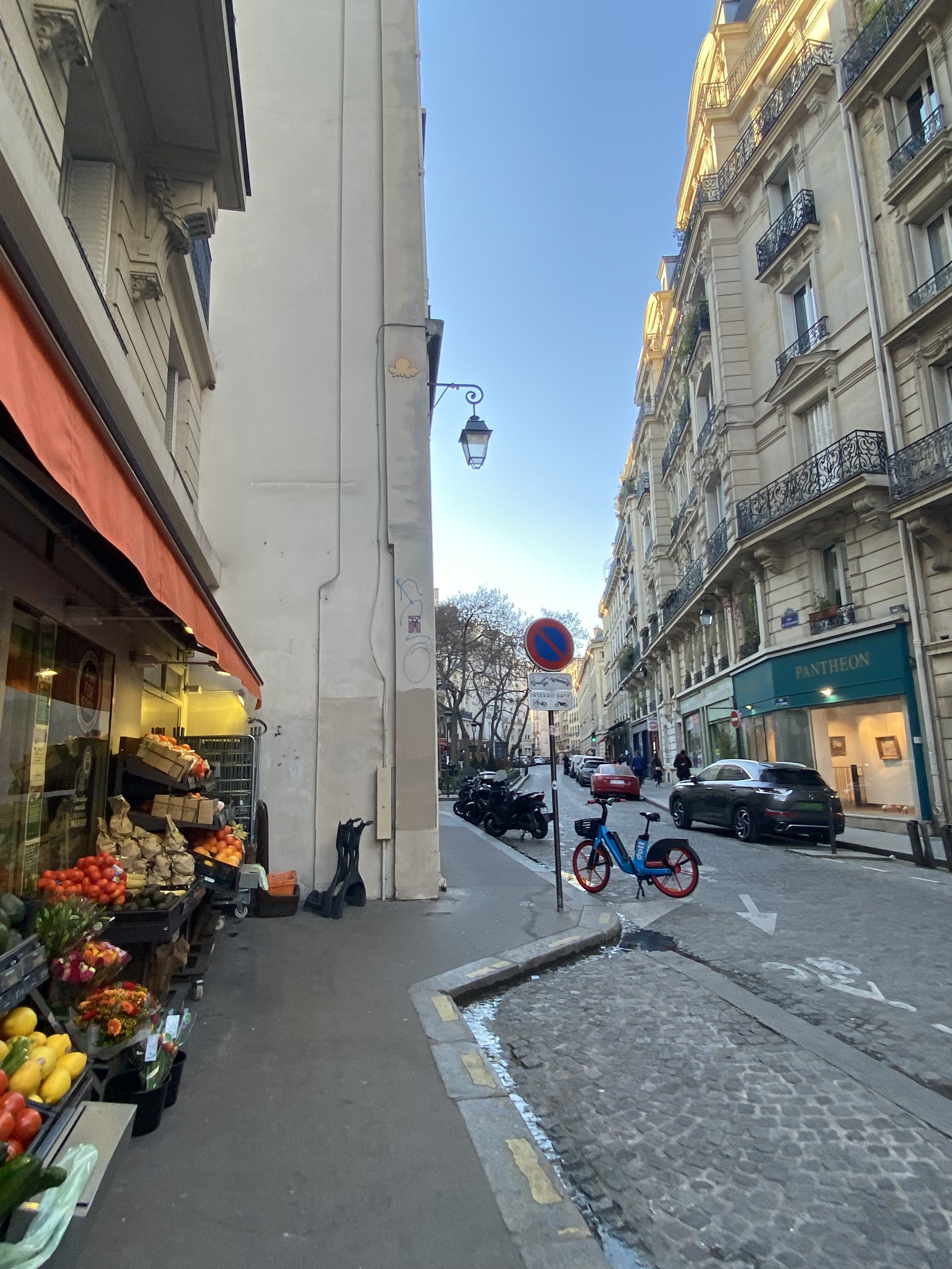 Paris Friday 18 Mars 153.JPG