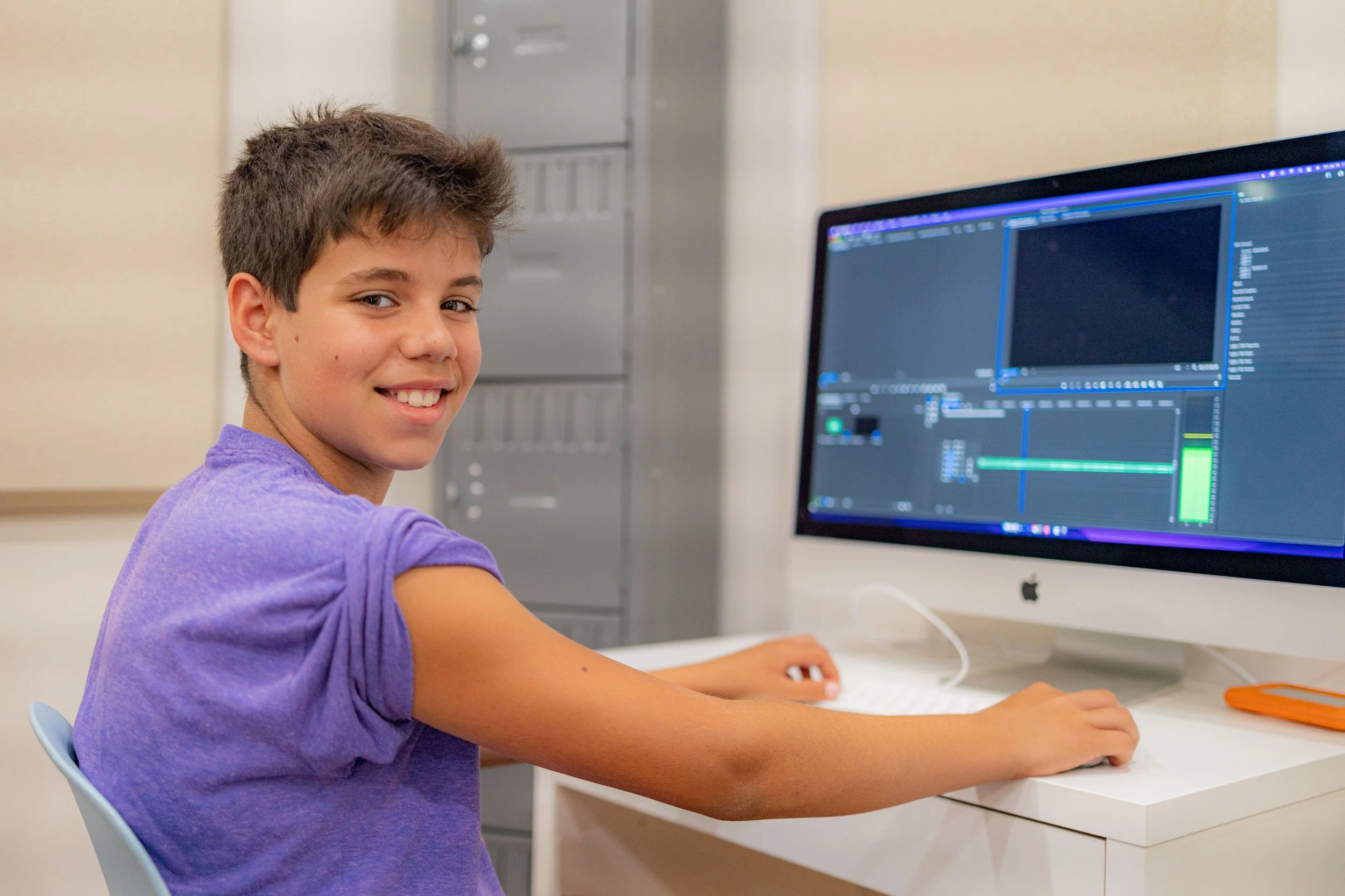 Film-making-at-summer-camp.jpg