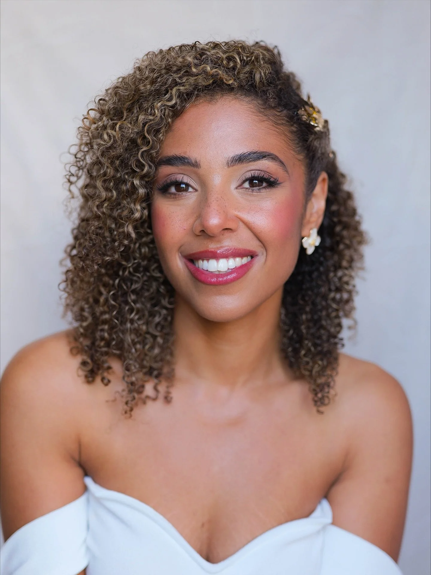 From soft glam to statement ✨ because why choose just one look, when you can have two?!

If you want your bridal look to evolve with your day, then stepping things up with a bold lip or an elegant updo could do just that! 

There are so many ways you