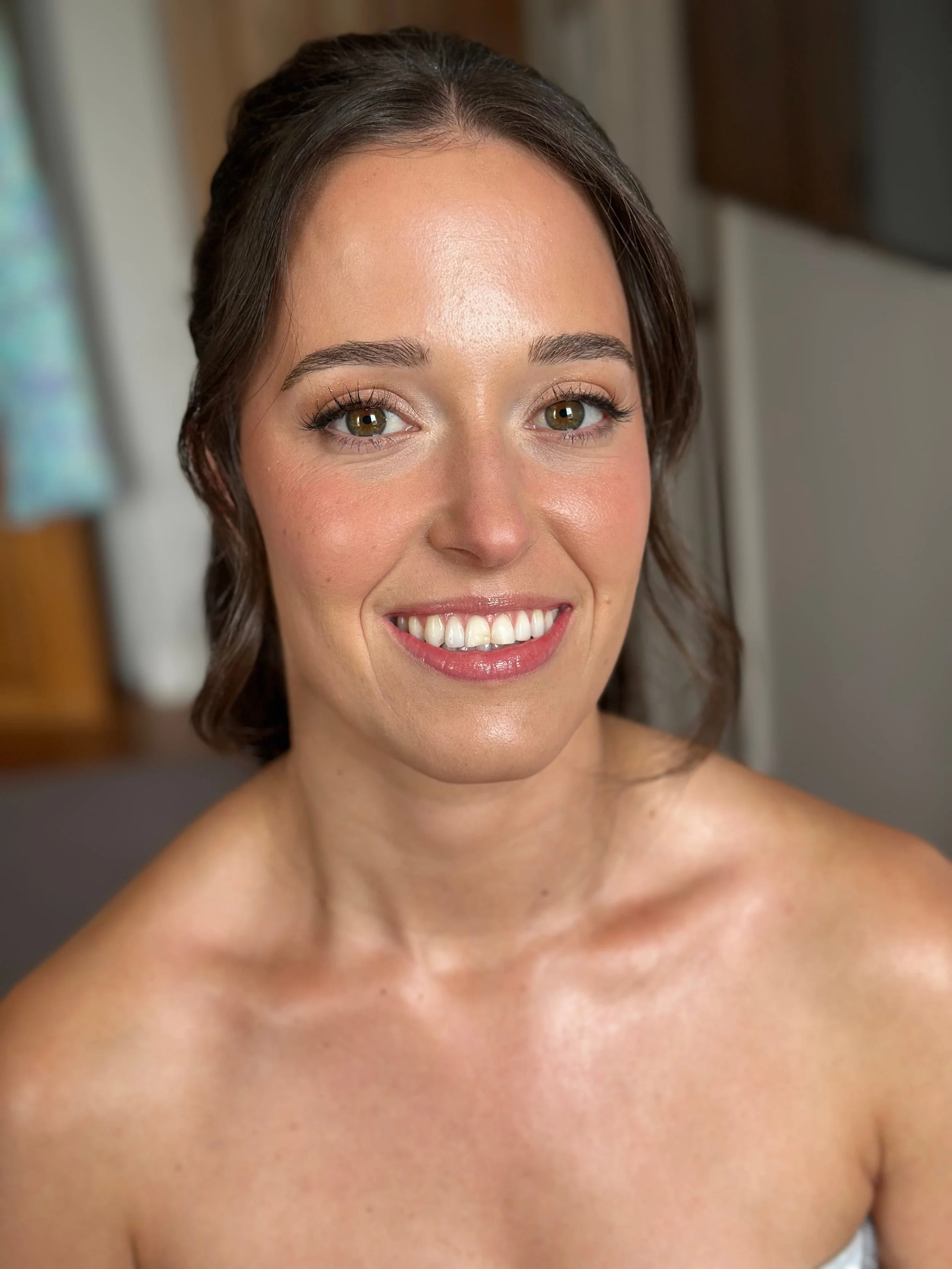 Glowy bridal makeup look
