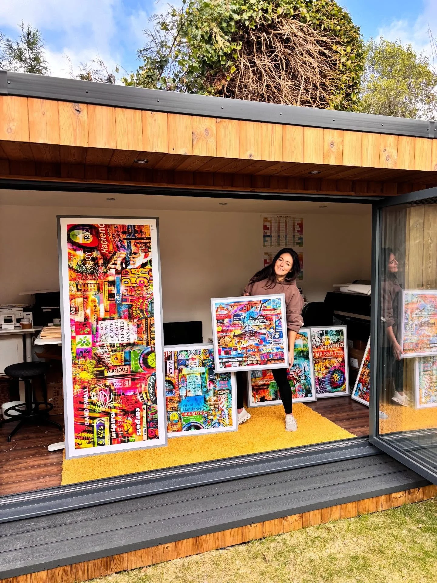 Busy day today printing some commissions for a Manchester office space.

A little bit of Manchester for your wall.

My Manchester prints are available as framed and unframed prints and canvases. Bright, bold and full of the city&rsquo;s best bits.

A