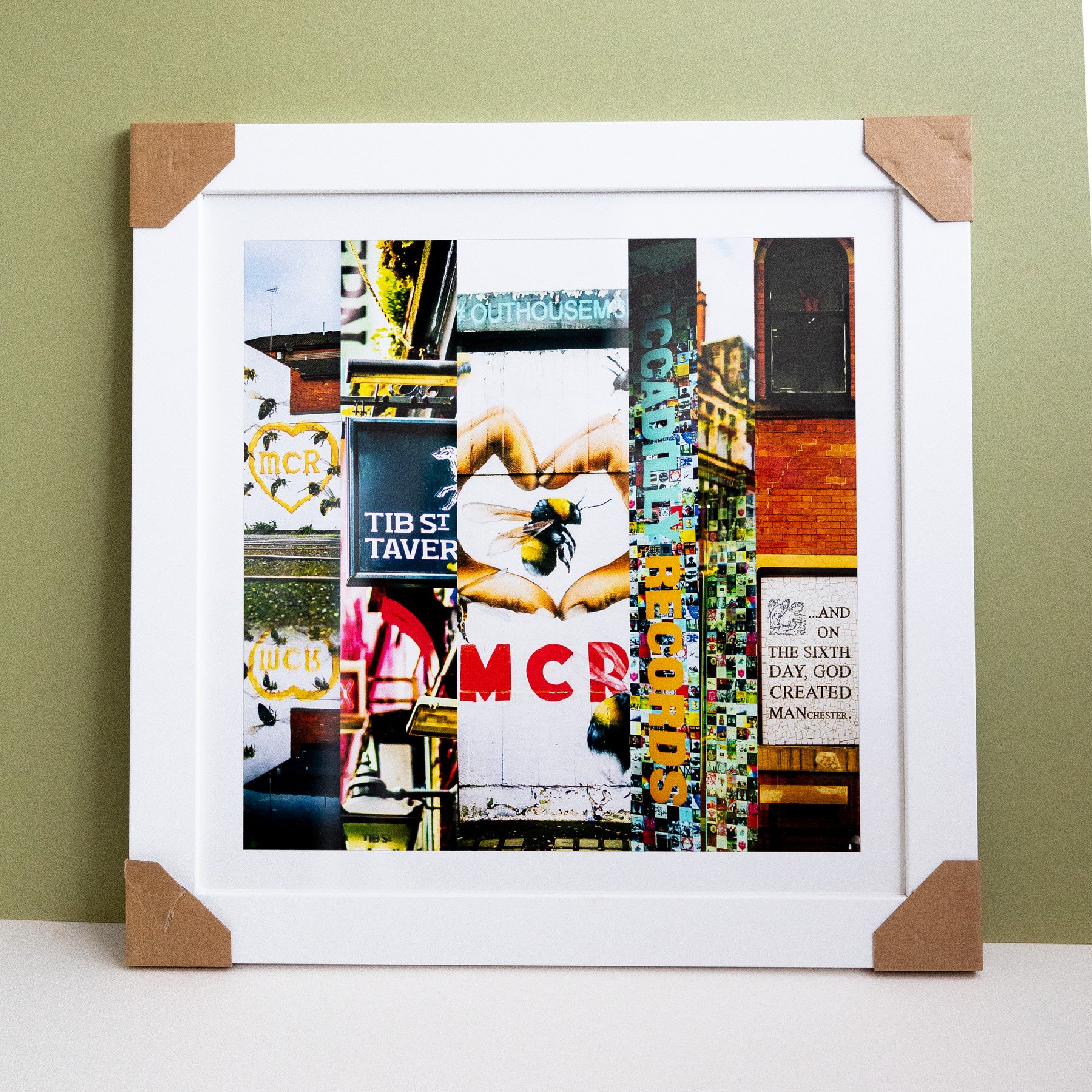 Manchester_Framed_Prints_And_Gifts-90.jpg