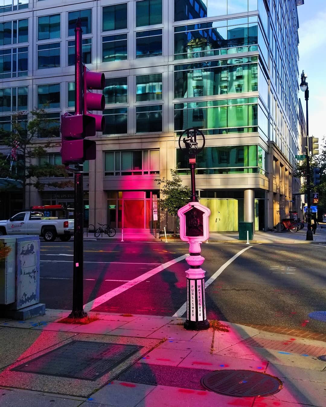⚡IT'S MY VIBE⚡ ⁠
⁠
A bit of light and reflection play captured on my walk. ⁠
⁠
#theneonkitchen #foodisart #rainbow #color #art #photooftheday #visualart #artwork #love #photography #painting #illustration #design #instaart #beautiful #contemporaryart