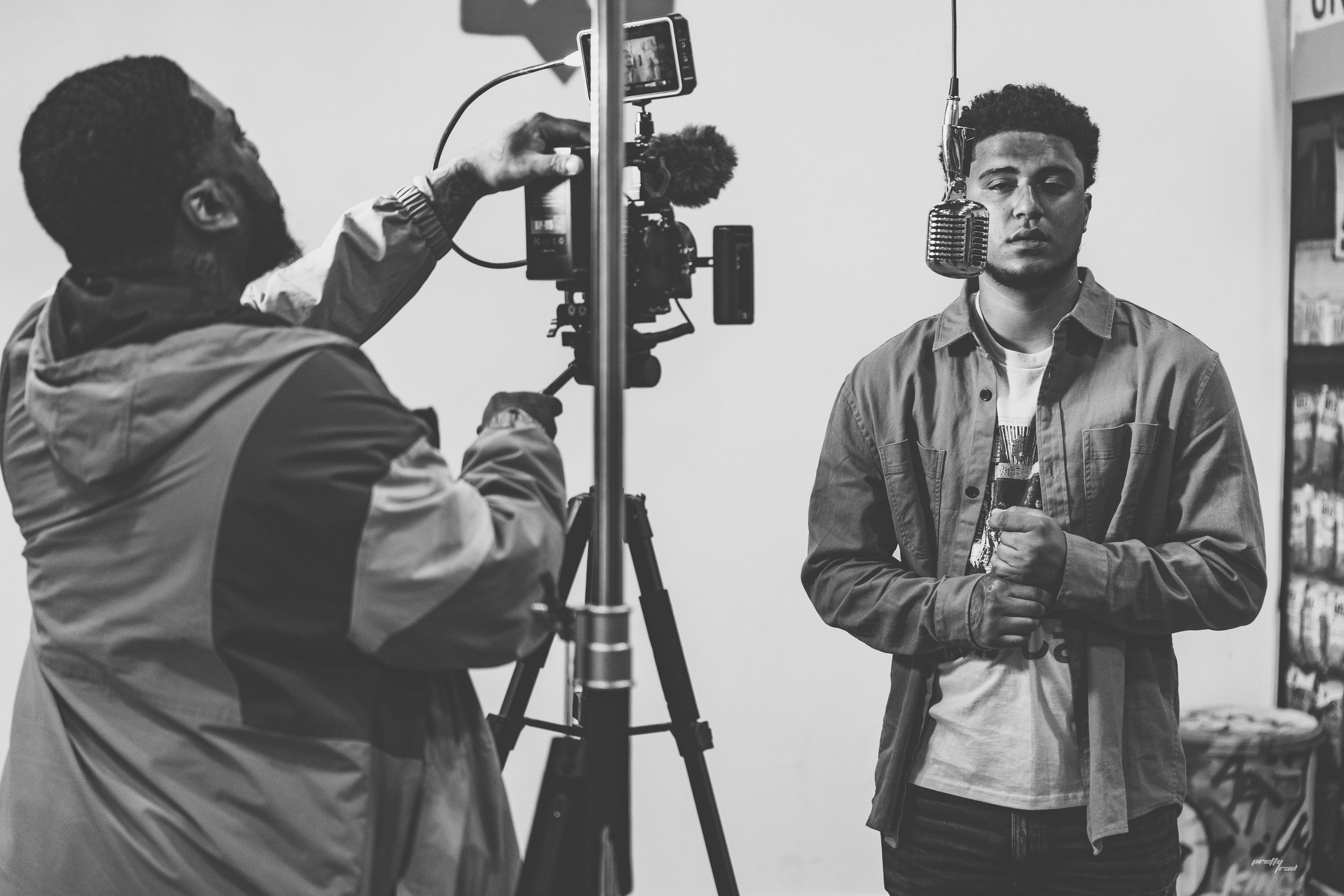 Raykwon Video Shoot BTS _ Studio Session _ King_s Gallery _ Studio Breed _ 5.4.22-20.jpg