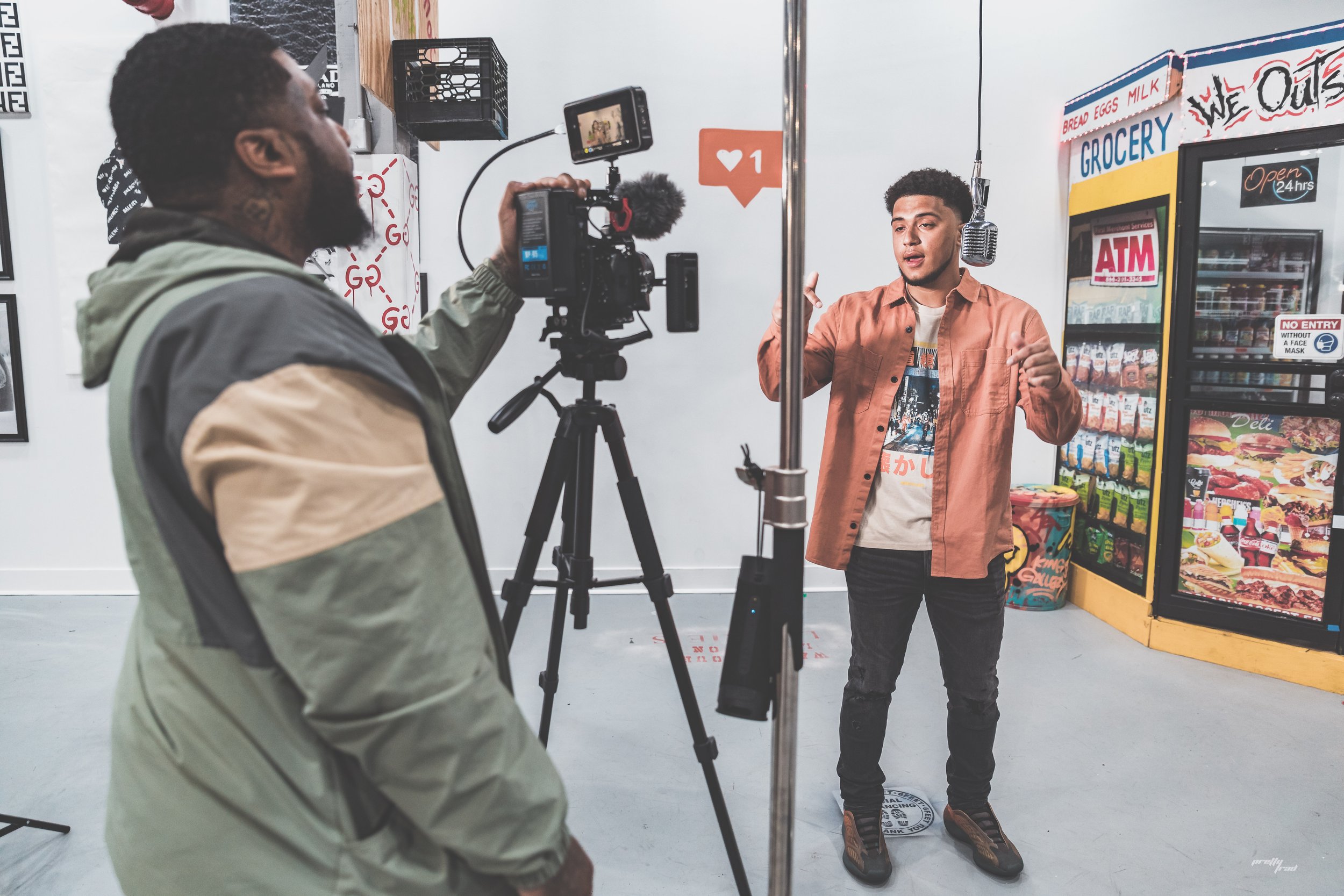 Raykwon Video Shoot BTS _ Studio Session _ King_s Gallery _ Studio Breed _ 5.4.22-43.jpg