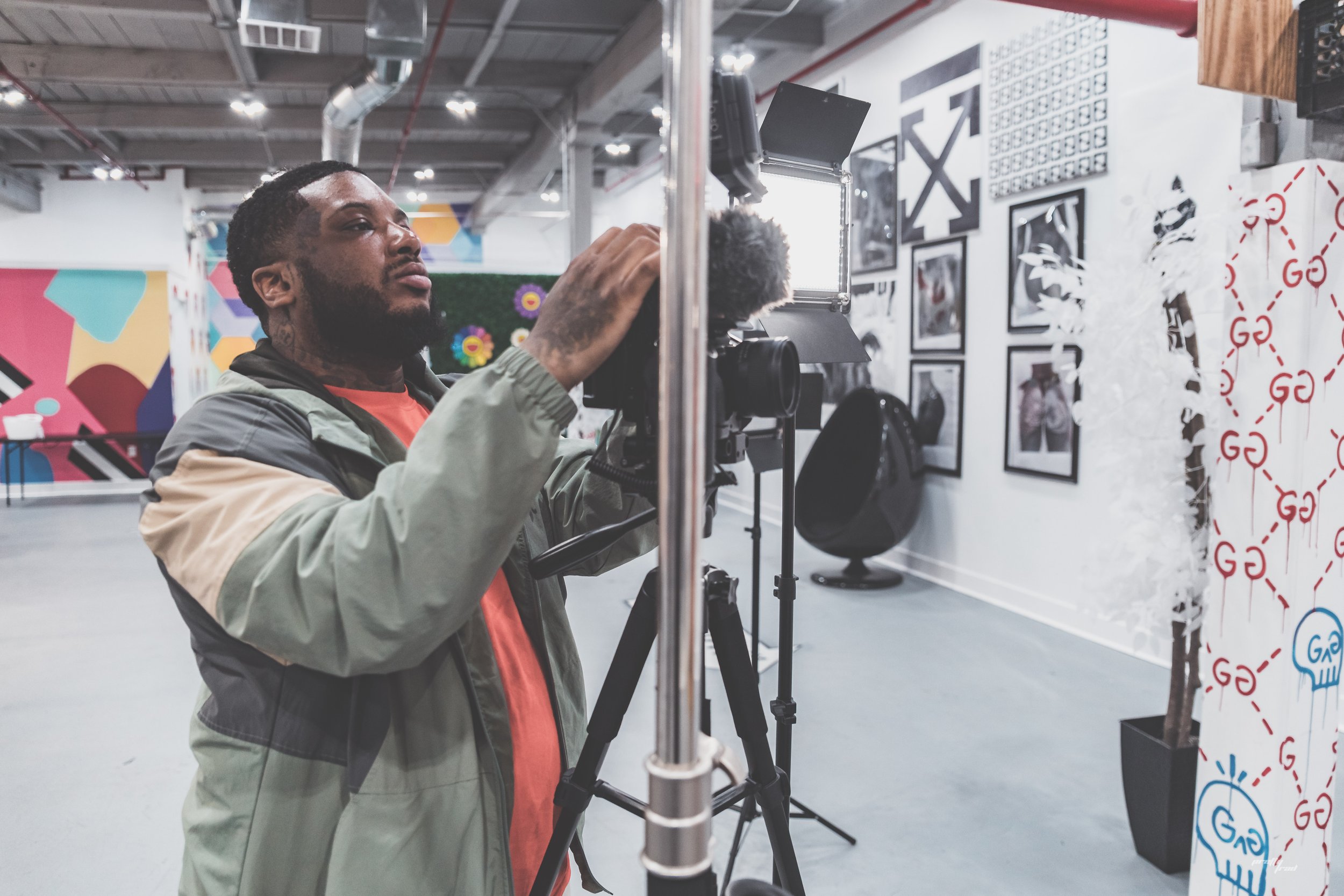 Raykwon Video Shoot BTS _ Studio Session _ King_s Gallery _ Studio Breed _ 5.4.22-49.jpg