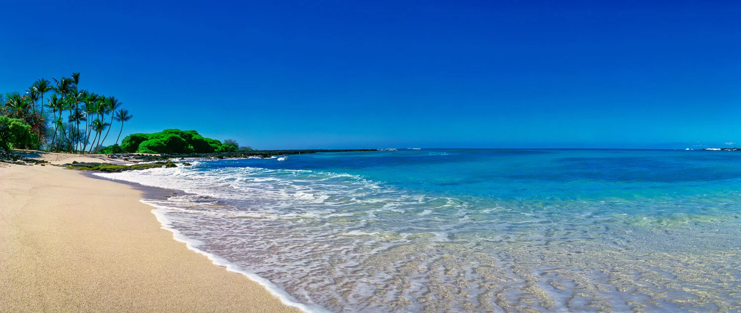  Mahai’ula Beach panorama in Kekaha Kai State Park on Kona coast of Hawai'i Island. 