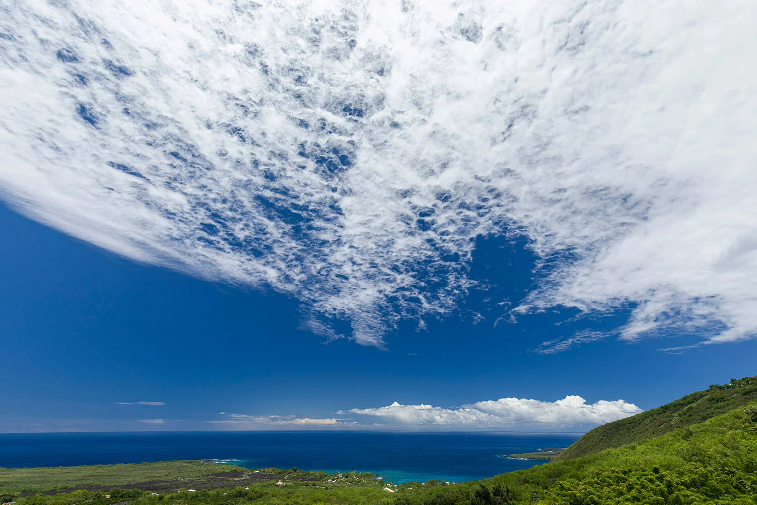 Polarizer helps bring out the clouds, but better seen than photographed.