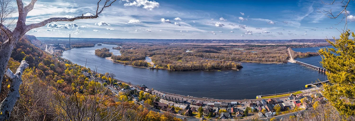 Lock & Damn #4 on Mississippi RIver Alma, WI