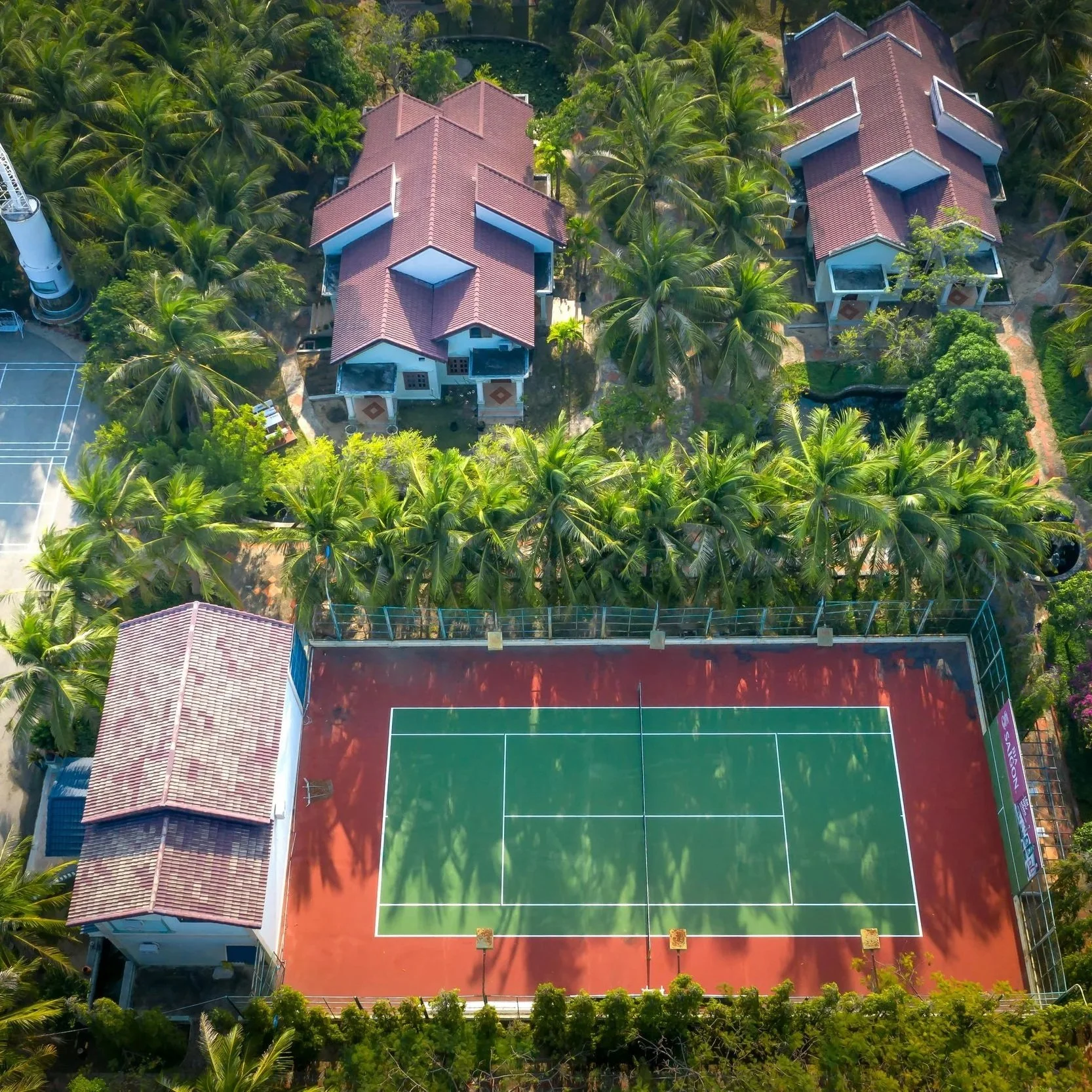 Outdoor Courts for Hotels and Resorts: Boosting Guest Appeal