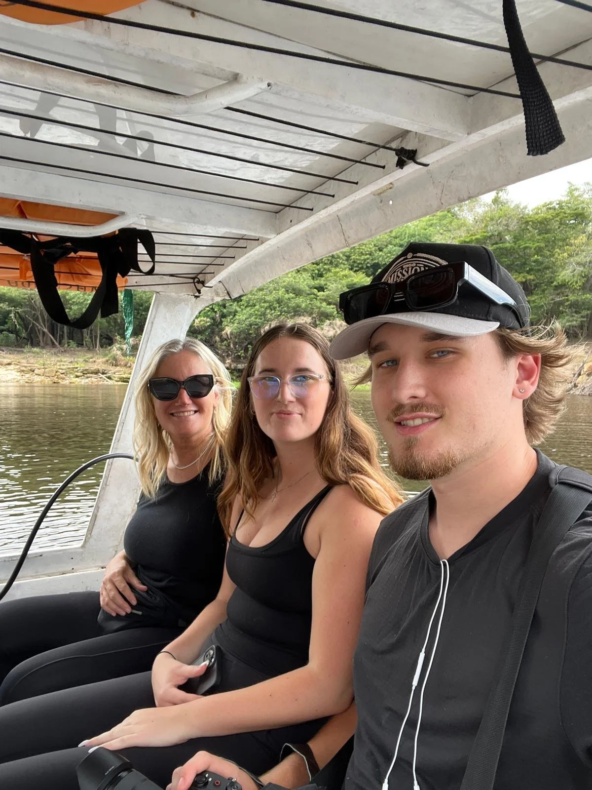 WhatsApp Image 2025-11-18 at 14.29.05 (6).jpeg