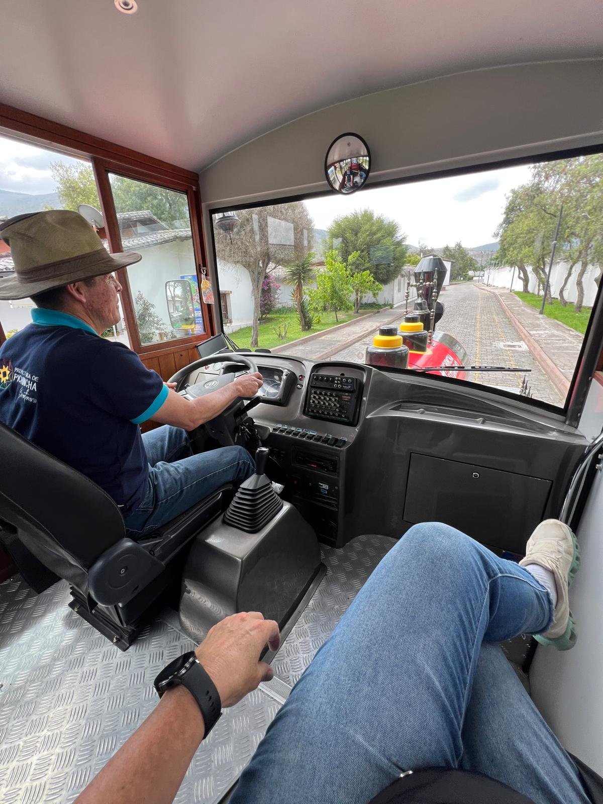 WhatsApp Image 2025-11-27 at 22.31.17 (3).jpeg