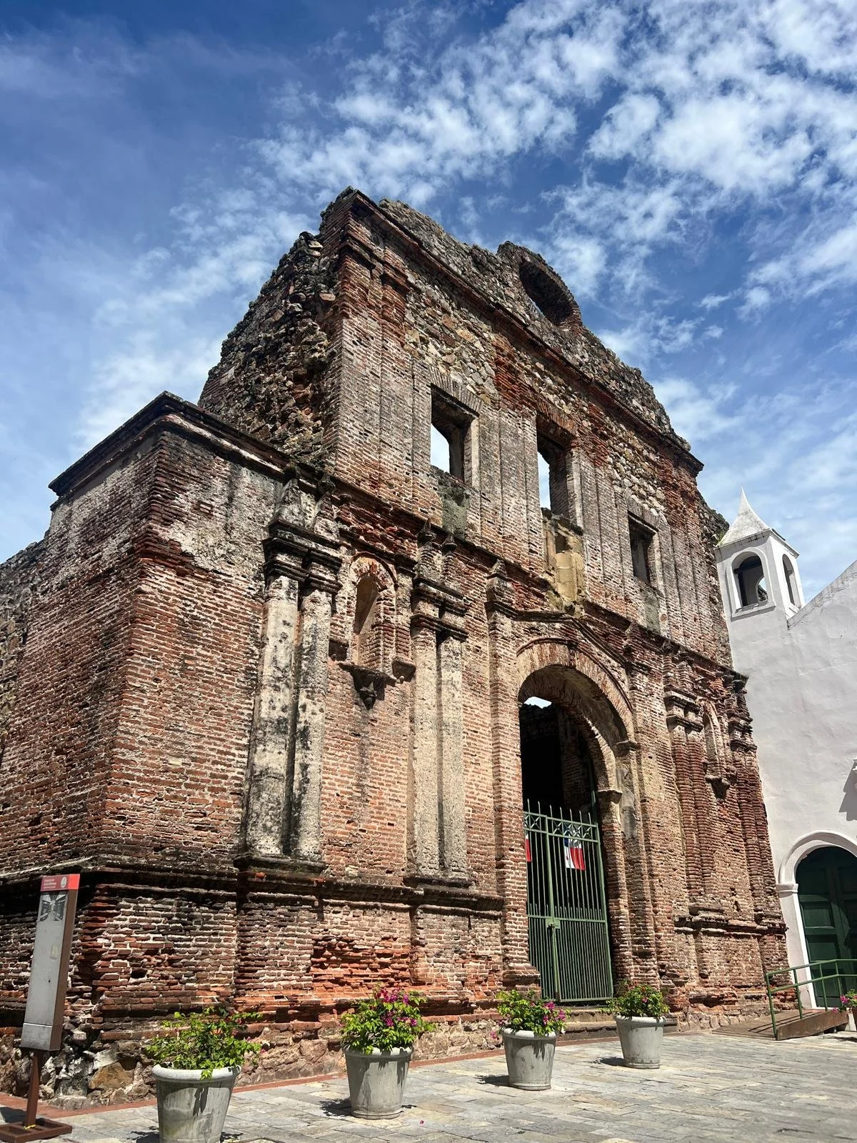 WhatsApp Image 2025-12-04 at 09.16.55 (5).jpeg