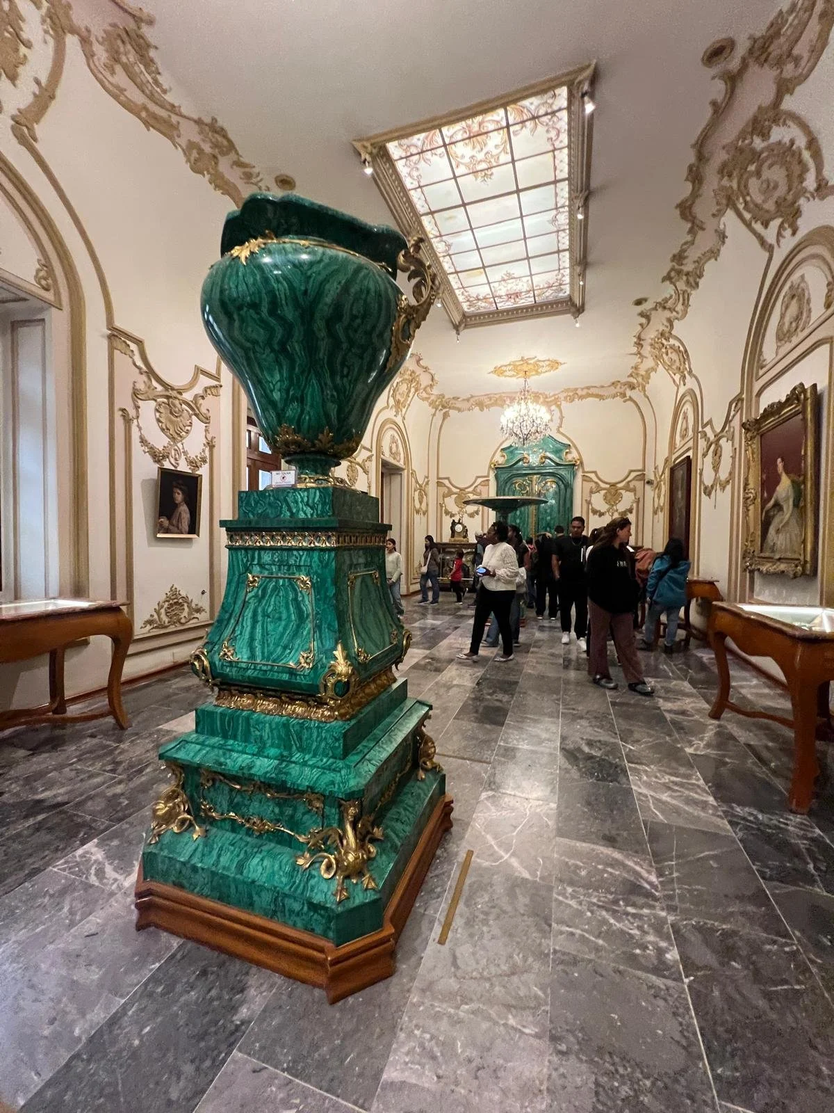 WhatsApp Image 2025-12-19 at 22.33.19 (9).jpeg