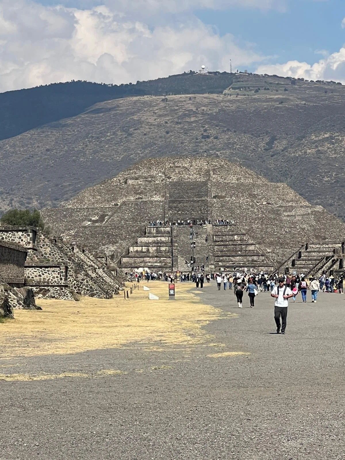 WhatsApp Image 2025-12-19 at 22.38.19.jpeg