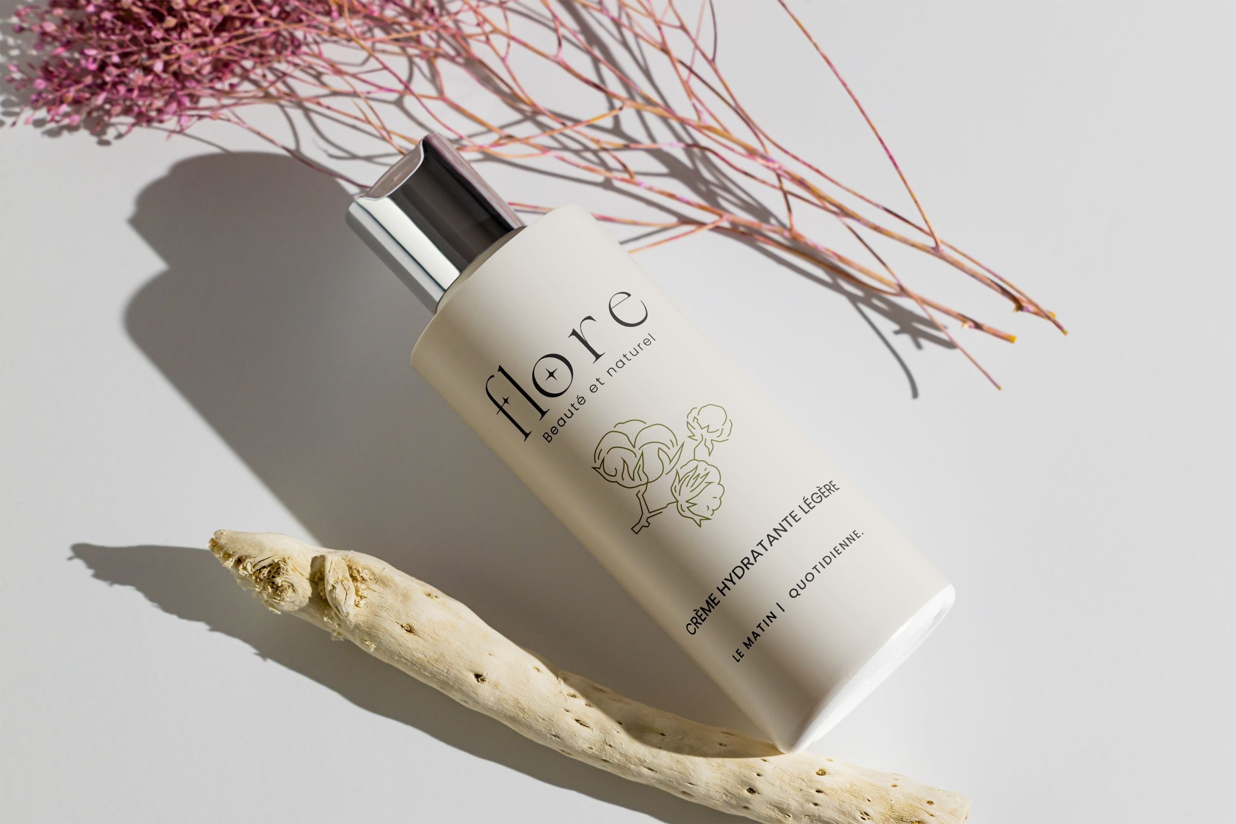 Brand visuals and digital assets created for Flore Beauté et Naturel, a botanical skincare brand focused on gentle, conscious skin care