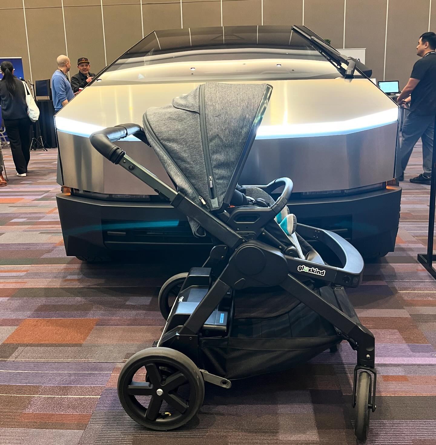 Giant Tesla and baby Tesla meet again 🚀 they both are redefining their respective categories from a feature perspective that&rsquo;s to innovative software and hardware development.
#carguy #carguysbelike #dadlife #welovedaddy #tesla #cybertruck #sm