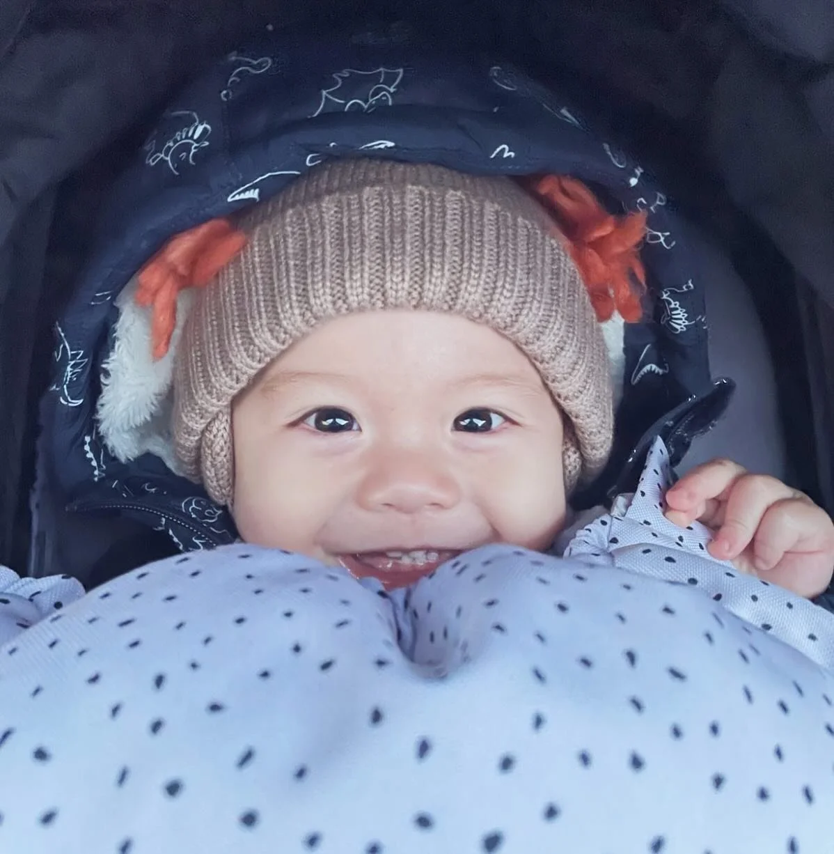 That sparkle in the eyes is exactly what we want to see when we look into our strollers. It&rsquo;s the look that tells you that you are their entire world! Take it in and freeze the moment in time! #smartstroller #stroller #electricstroller #aistrol