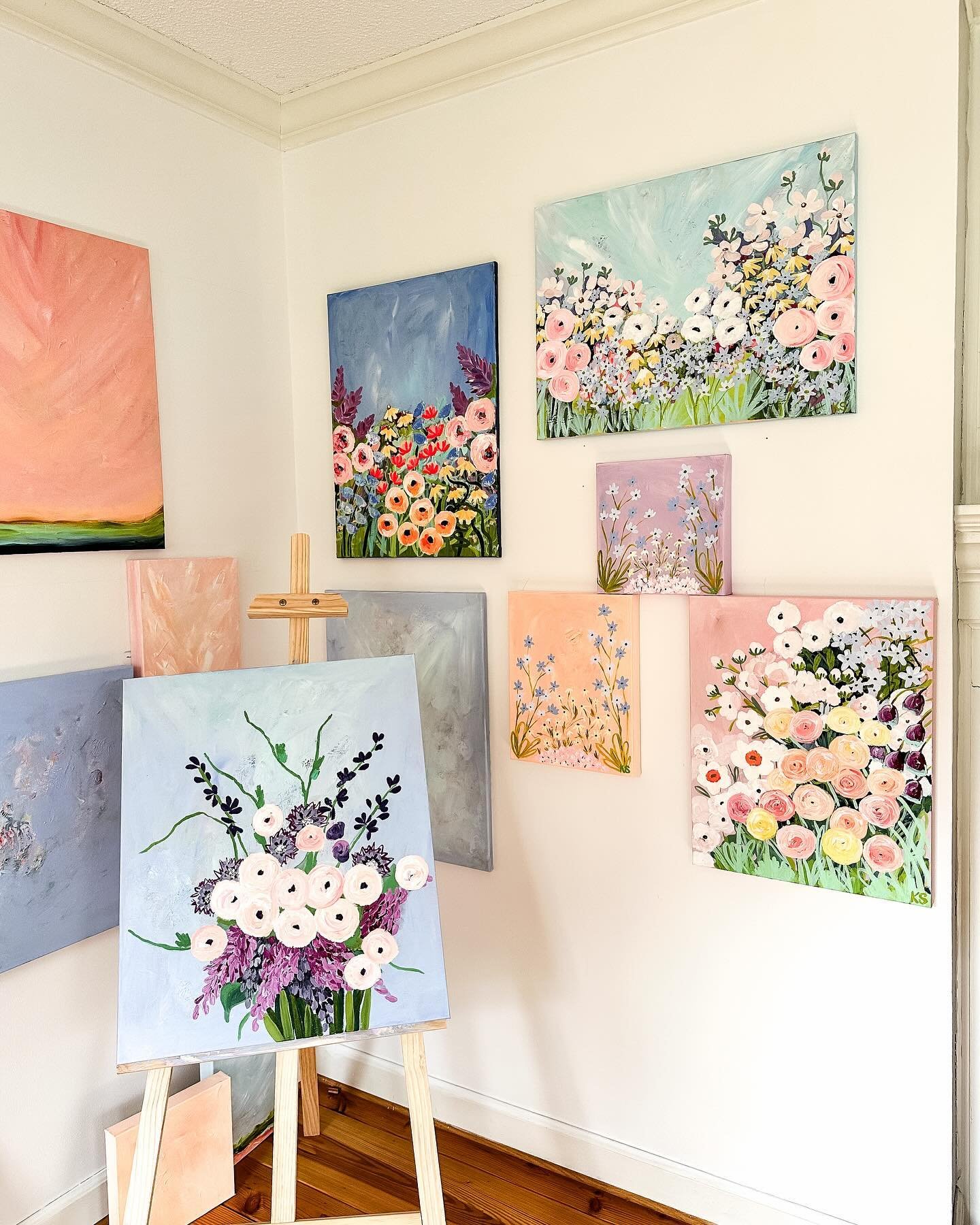 making progress on the superbloom collection 🫶

#floralart #abstractoriginalart #abstractart #popofcolor #popofcolour #colorfulroom #kitchenincolour #happyart #joyfulspaces #addsomecolor #colorfulliving #maximalistinteriors #interiordesign