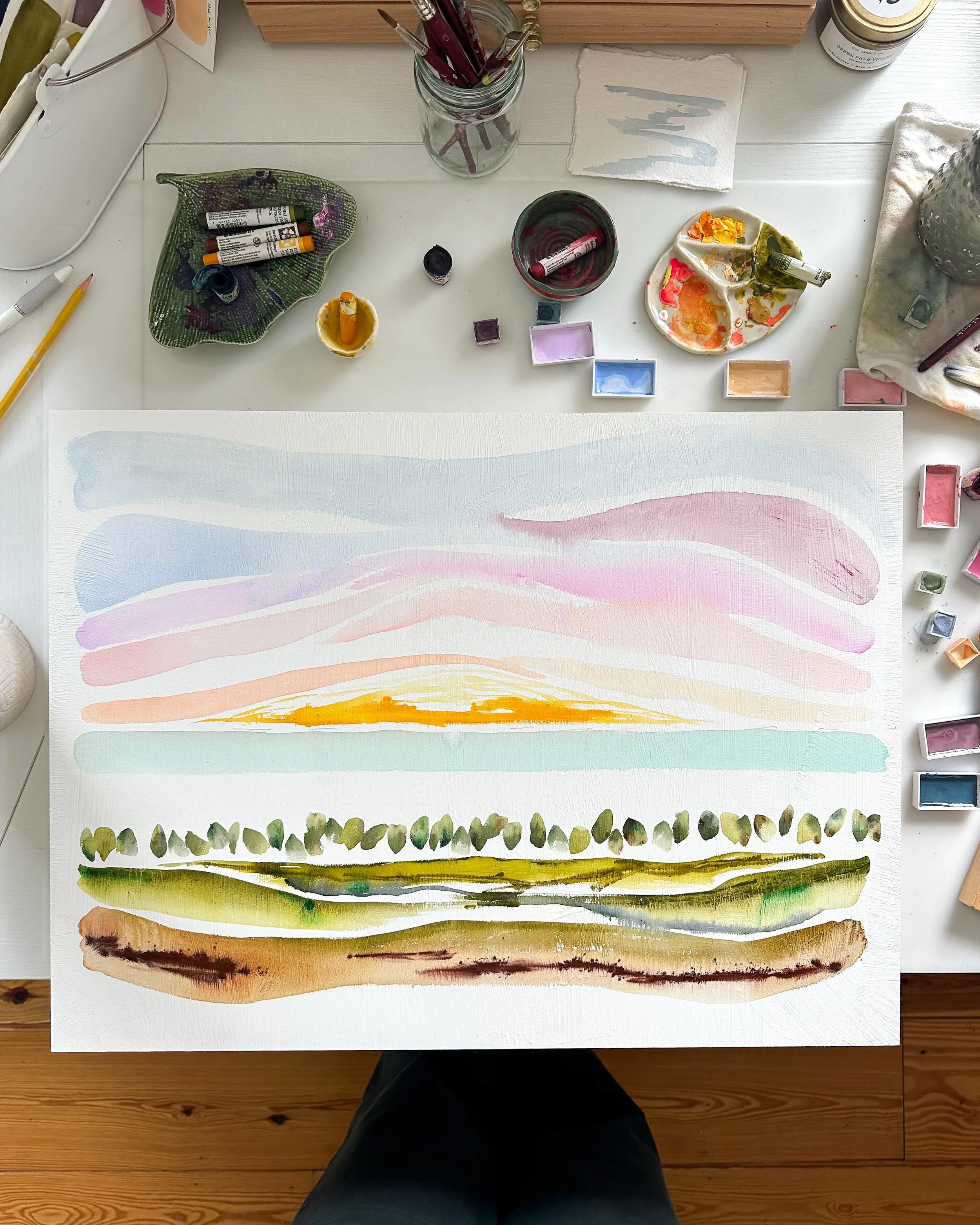 Here&rsquo;s what happens where an artist goes too long without painting, especially when it&rsquo;s Friday. 

I think I used everything in the studio 🤷&zwj;♀️ some for play some for the connected collection vol.2. 

A little manic at the start. A l