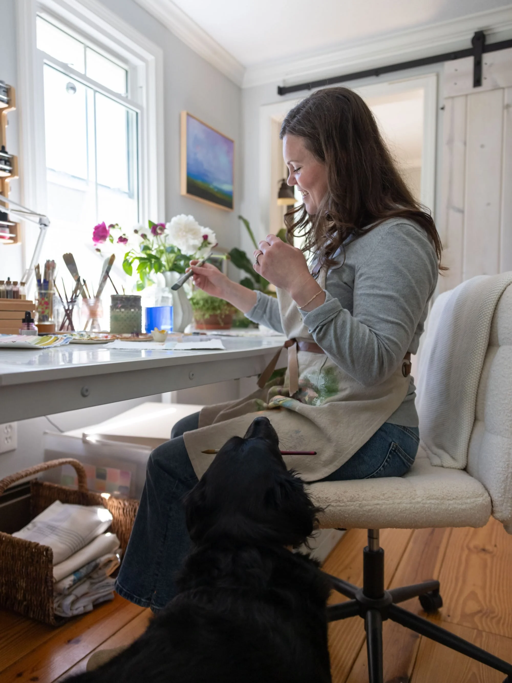 A moment for my girl 🐾 Harlow is my studio buddy and the only other girl in my house with my husband and three boys. 

If you&rsquo;ve collected art from me, know that she was by my side from start to finish. 

She&rsquo;s fiercely loyal and affecti