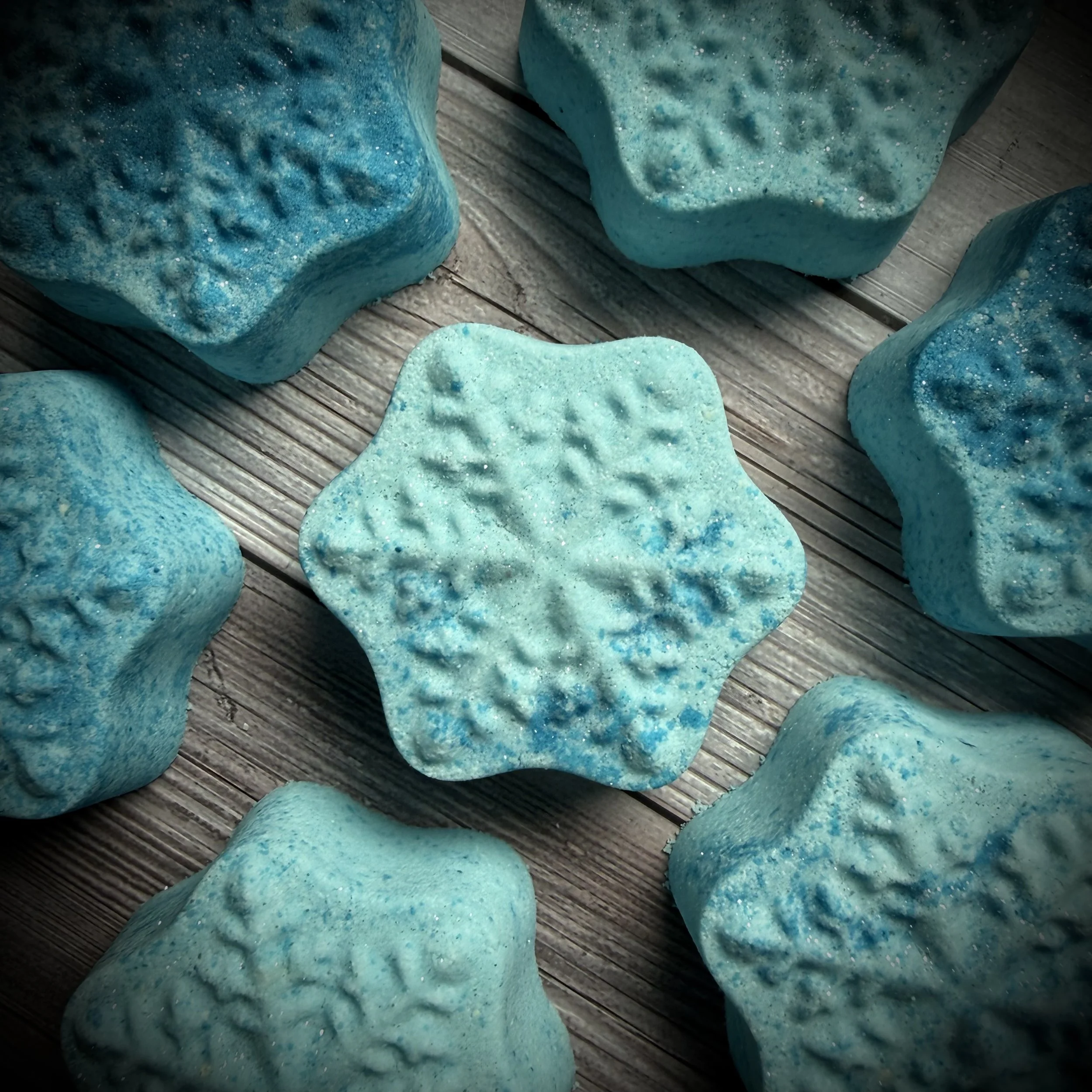 Snowflake Bath Bomb - Candy Cane