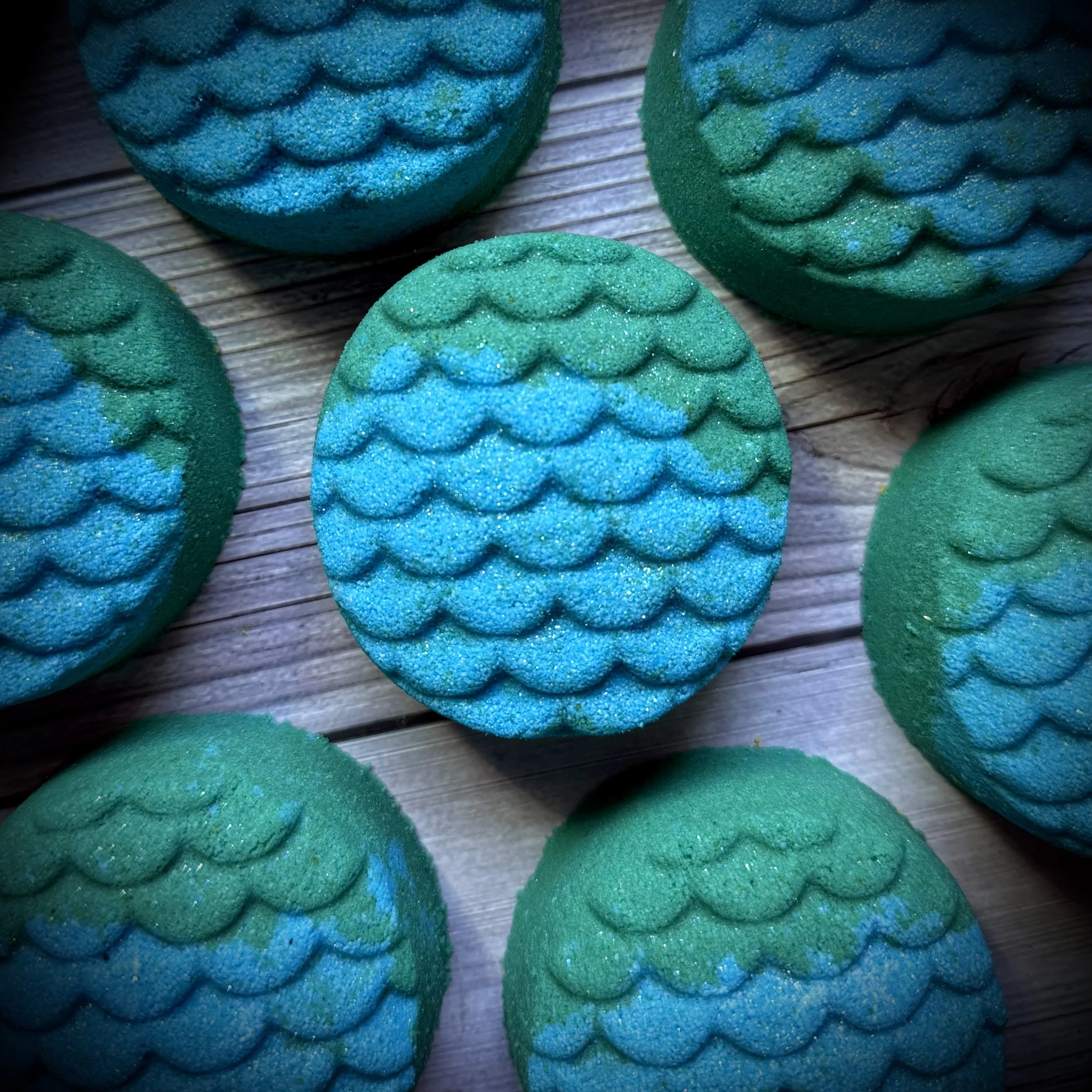 Mermaid Tail Bath Bomb - Tropical Blend
