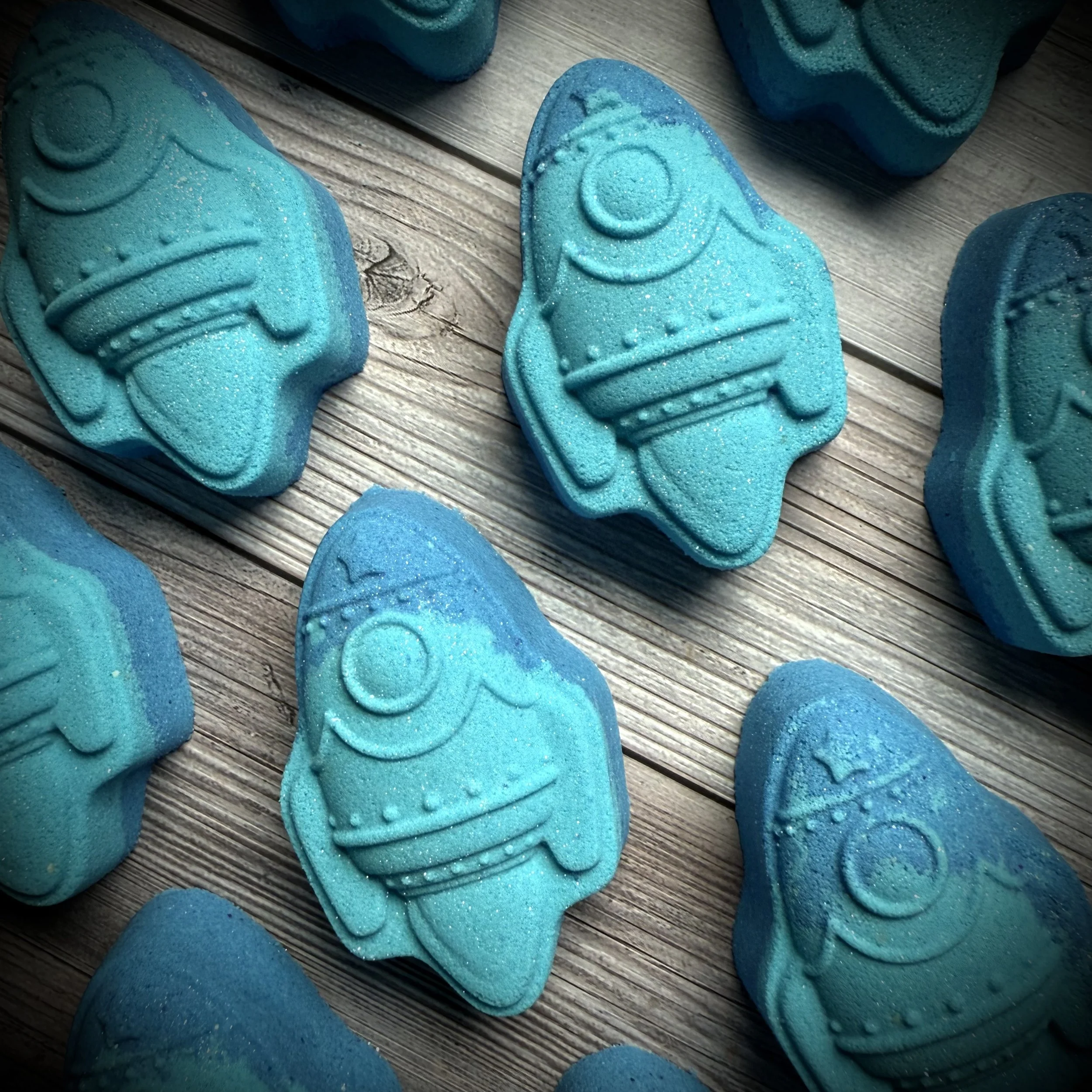 Bath Bomb - Blueberry Blast Off - Blueberry, Strawberry, Pound Cake
