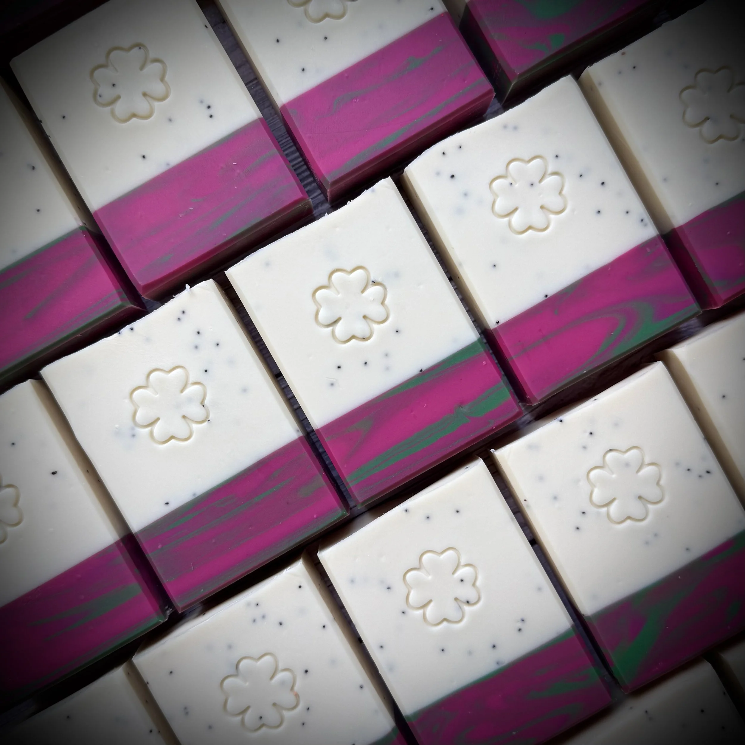 Dragonfruit Daiquiri Bar Soap - Strawberry, Dragonfruit, Hibiscus