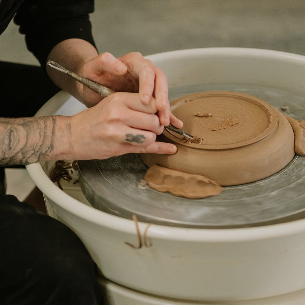 🏺 Our ceramics classes next session (September/October) are full. Interested in taking a class in the future? See below for info regarding our registration process.⁣
⁣
Ceramics Class Registration Process:⁣
⁣
-Our ceramics classes run as 7 week sessi